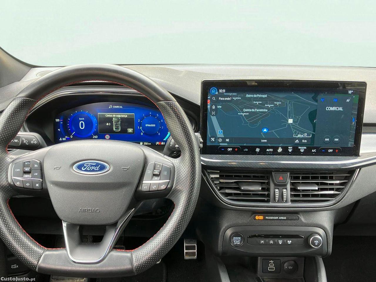 Ford Focus 1.0 EcoBoost MHEV ST-Line — fotografia 8