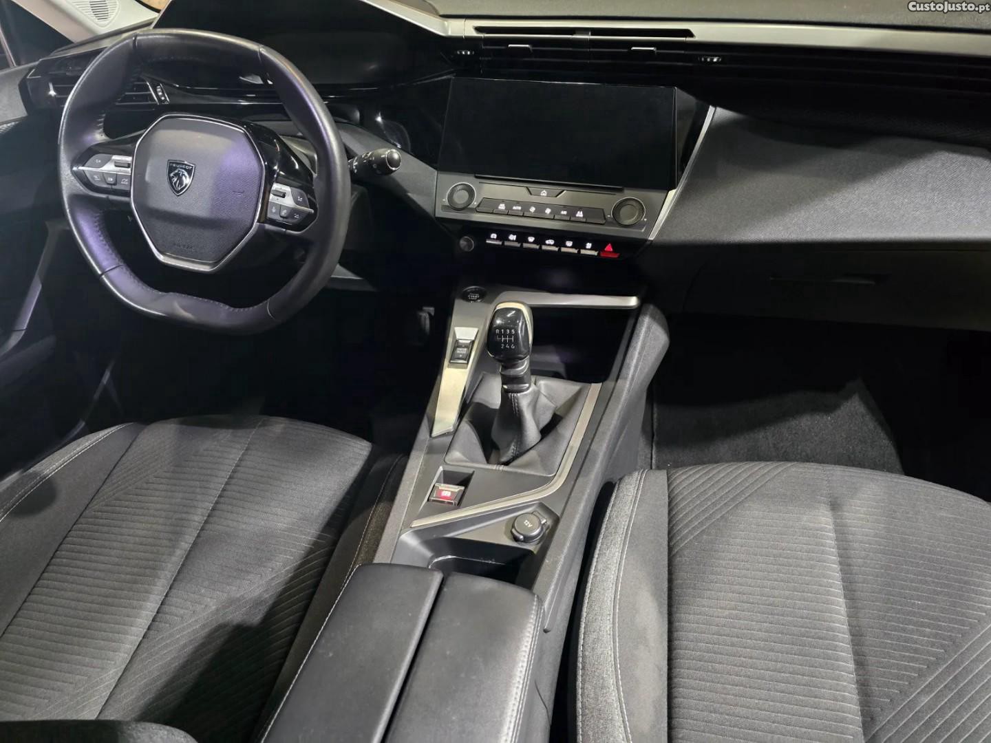 Peugeot 308 SW 1.5 BlueHDi 130cv | Nacional | 69.000 km | 2022 — fotografia 4