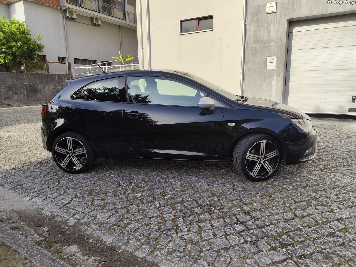 SEAT Ibiza 1.6 TDI FR — fotografia 8