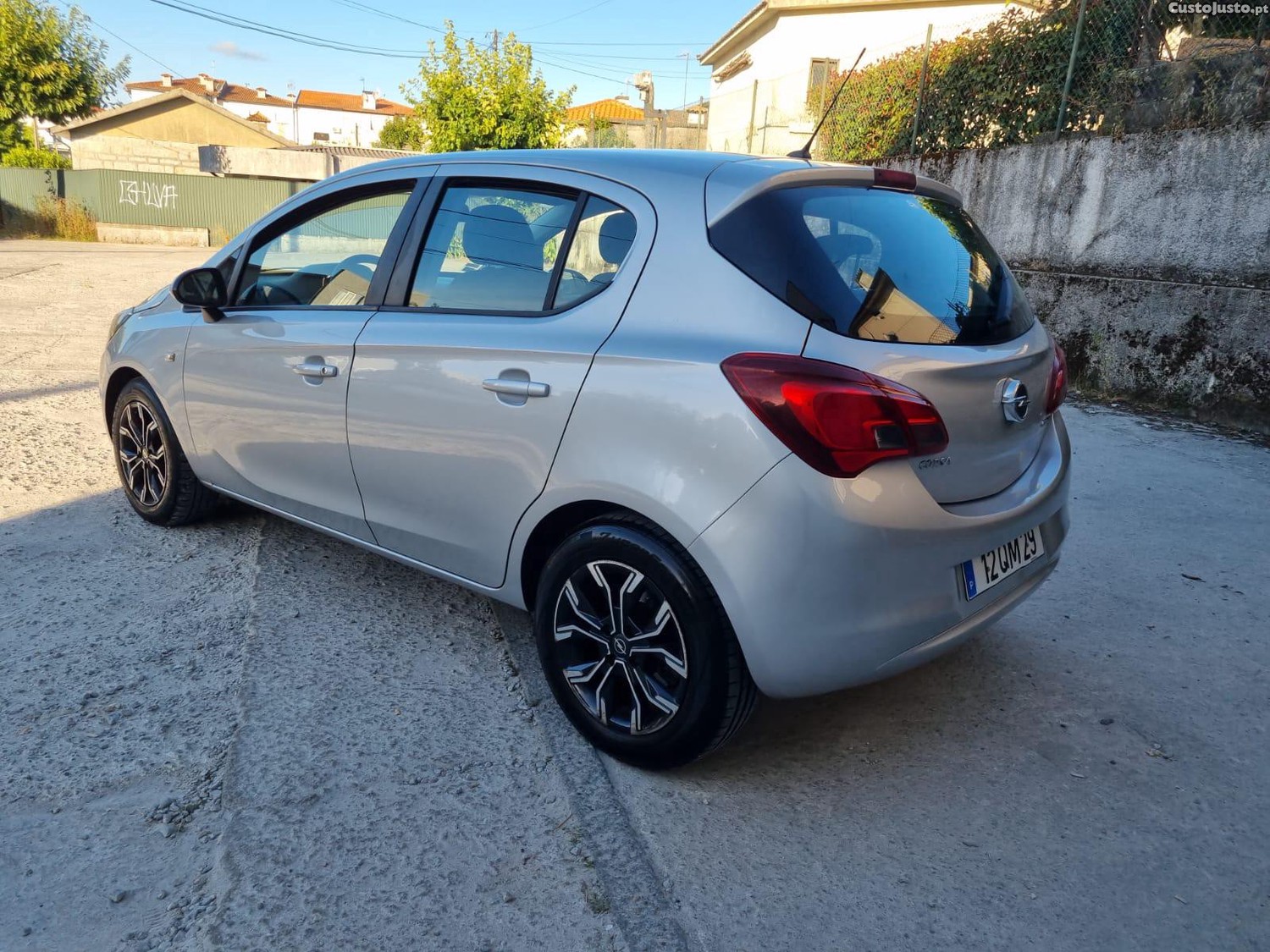Opel Corsa 1.3 CDTI 95CVnacional — fotografia 12