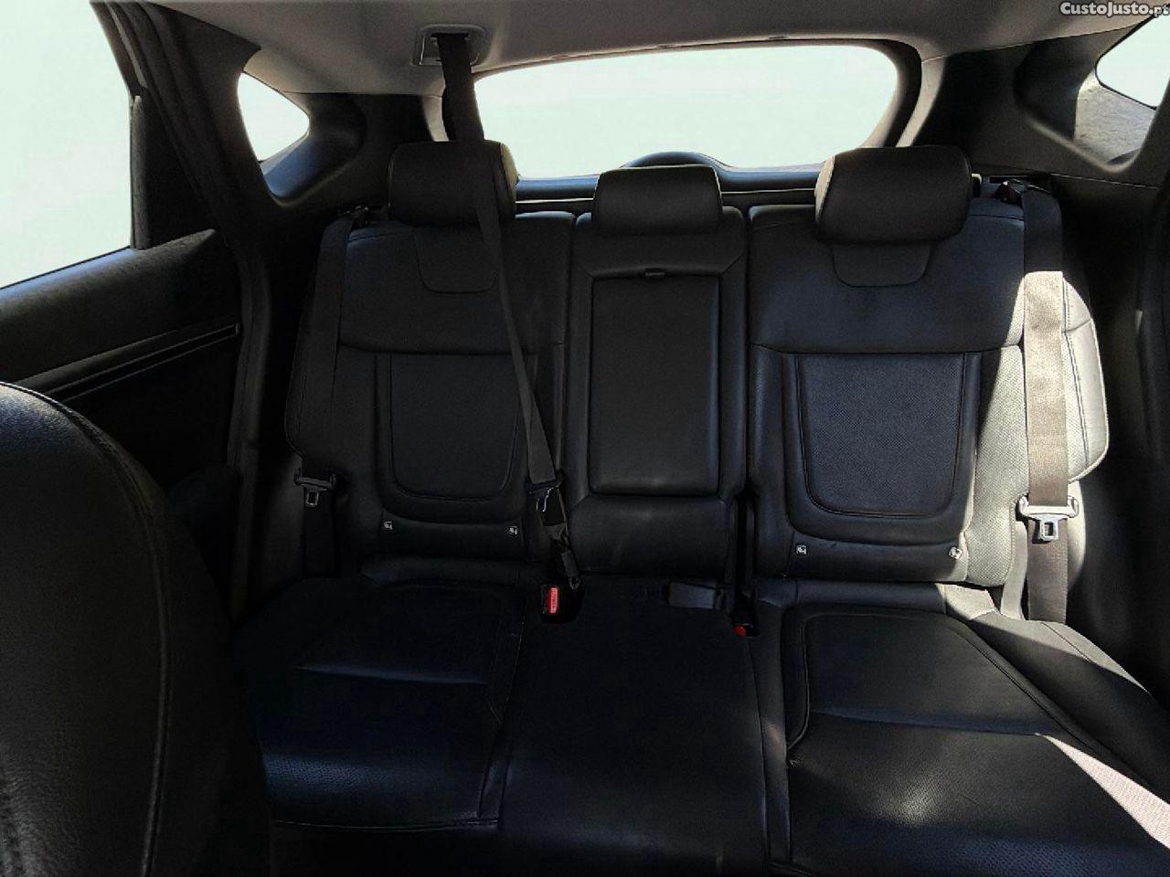 Hyundai Tucson 1.6 CRDi Vanguard — fotografia 4