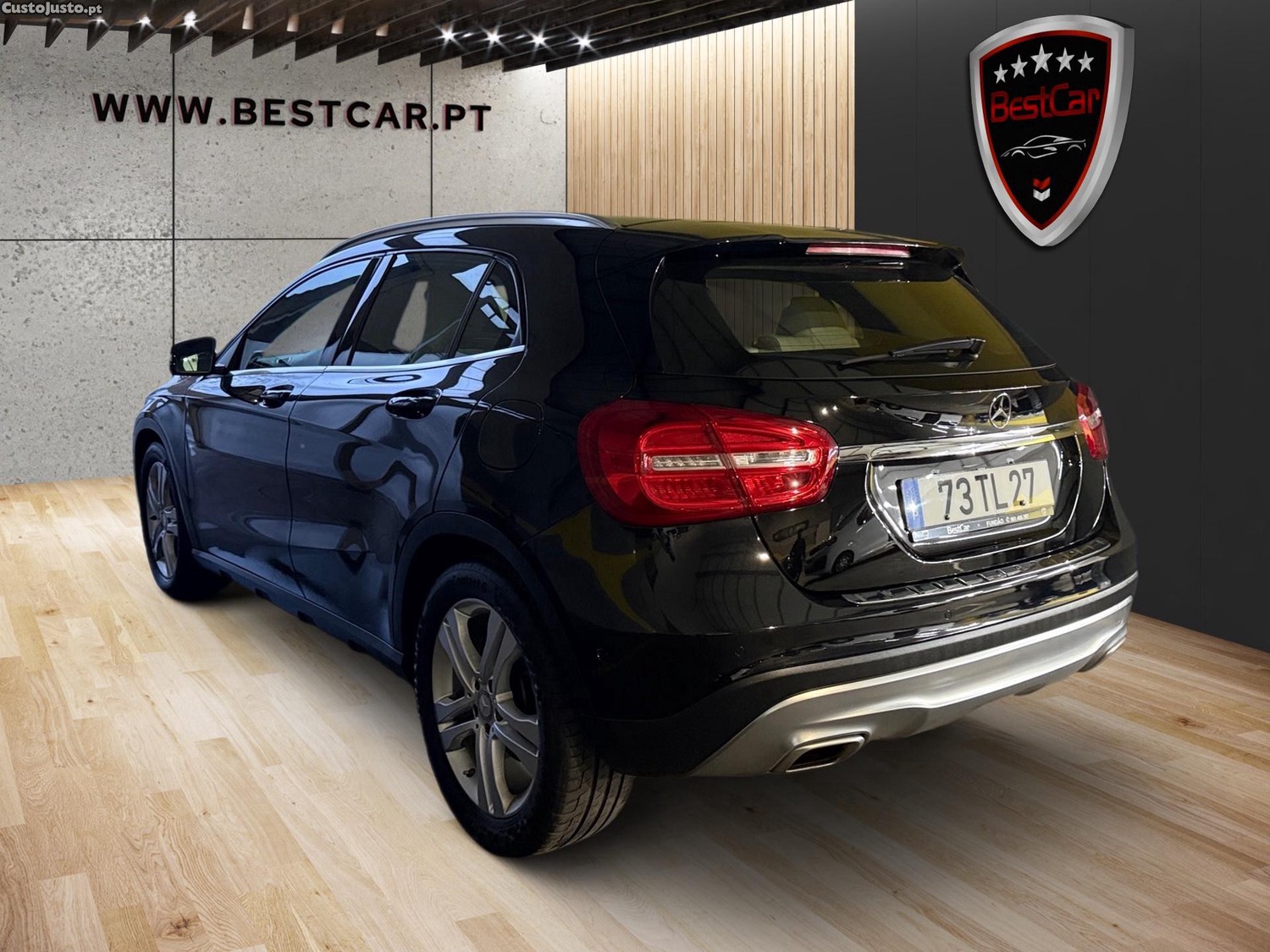Mercedes-Benz GLA 200 d - 16 — photo 4