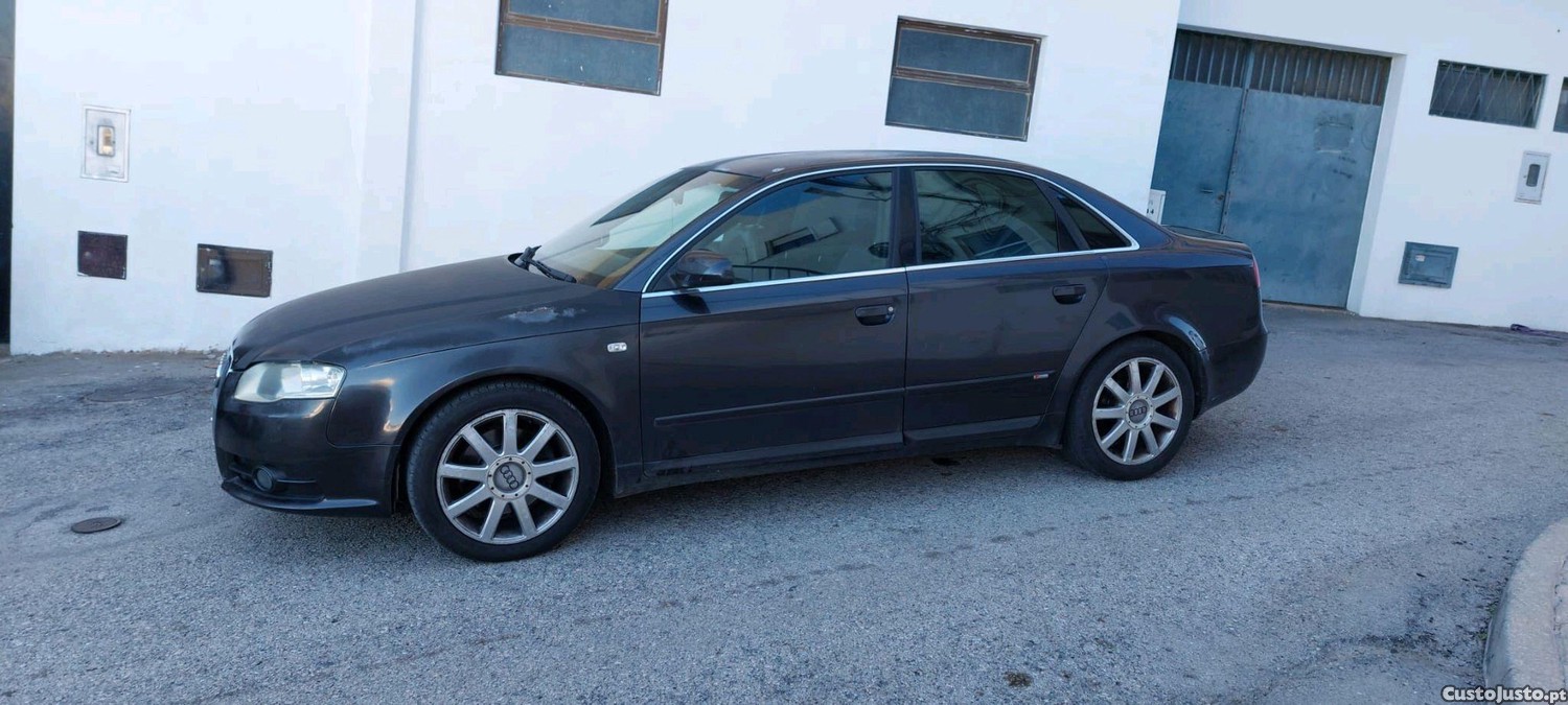 Audi A4 S-line 170 cavalos — fotografia 8