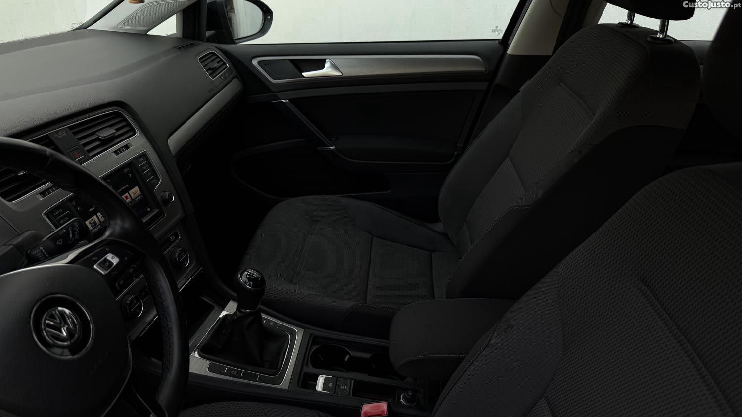 VW Golf 1.6 TDi BlueMotion C - 16 foto 5