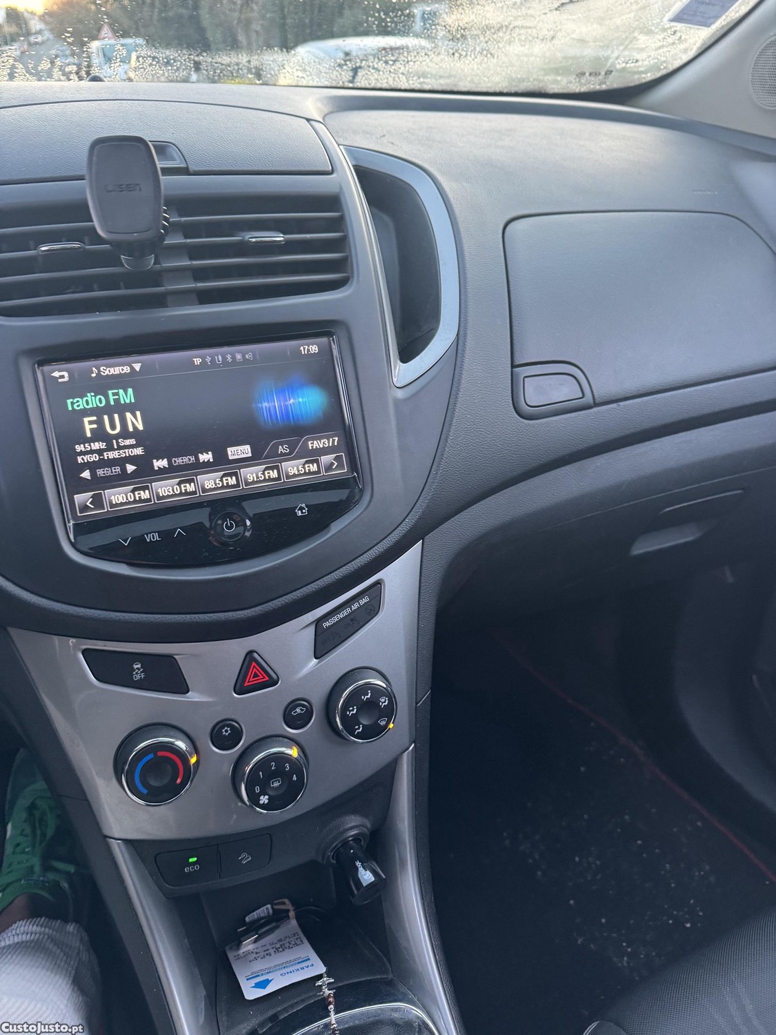 Chevrolet Trax Suv — fotografia 7
