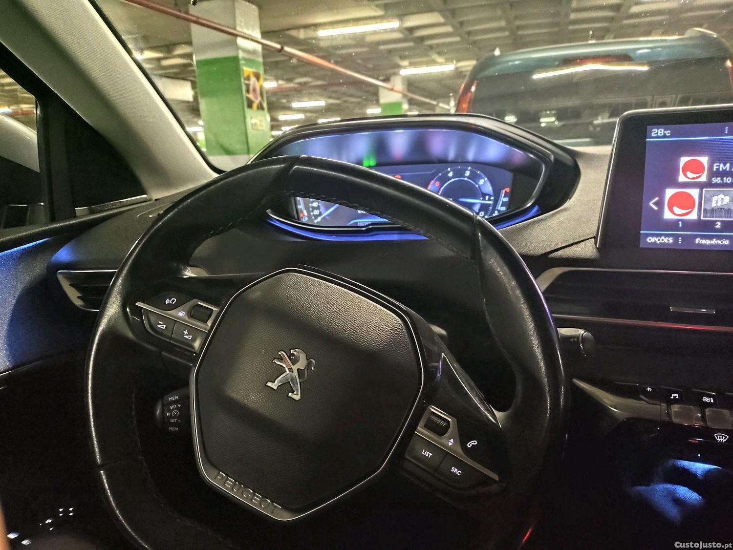 Peugeot 5008 Allure — fotografia 9