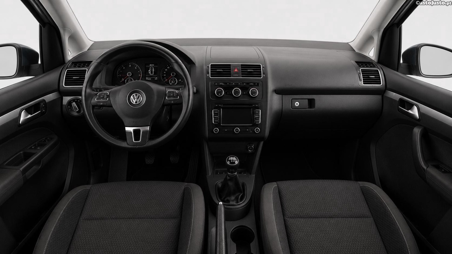 Volkswagen Touran Sport — fotografia 8