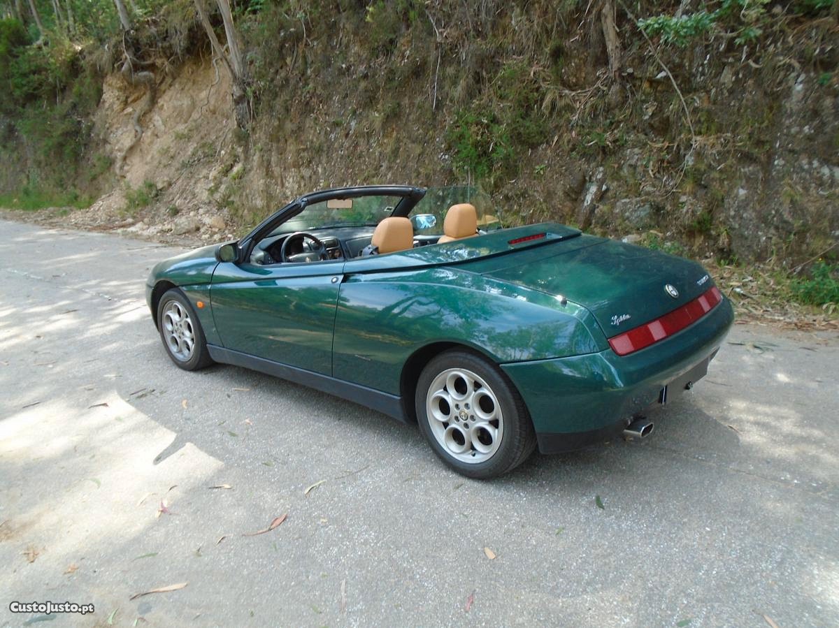 Alfa Romeo Spider 2.0 Twin Spark 155cv — photo 3