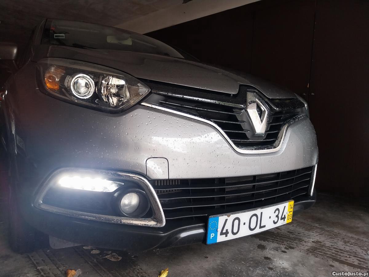 Renault Captur 1.5 dci 90cv diesel Exclusive - 14 — photo 4