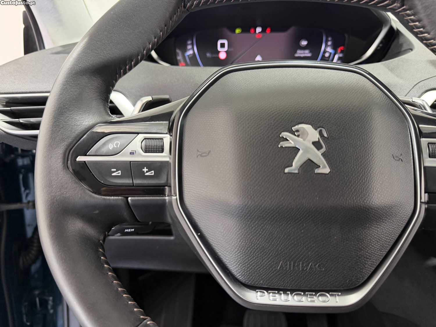 Peugeot 5008 1.5 BLUEHDI ACTIVE PACK EAT8 130 CV - NACIONAL - 7 LUGARES — fotografia 20