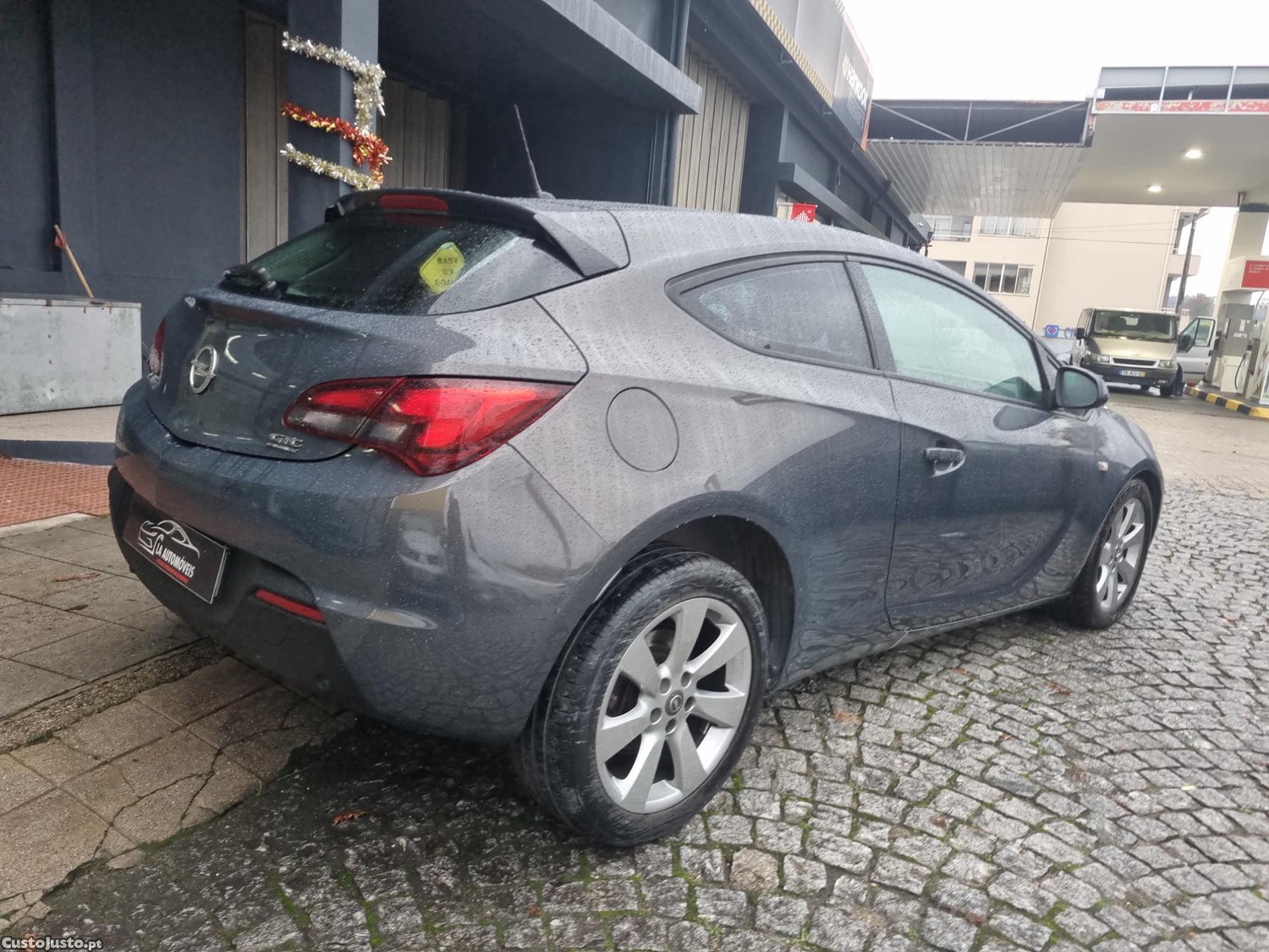 Opel Astra GTC 1.7 CDTI 130CV — fotografia 8