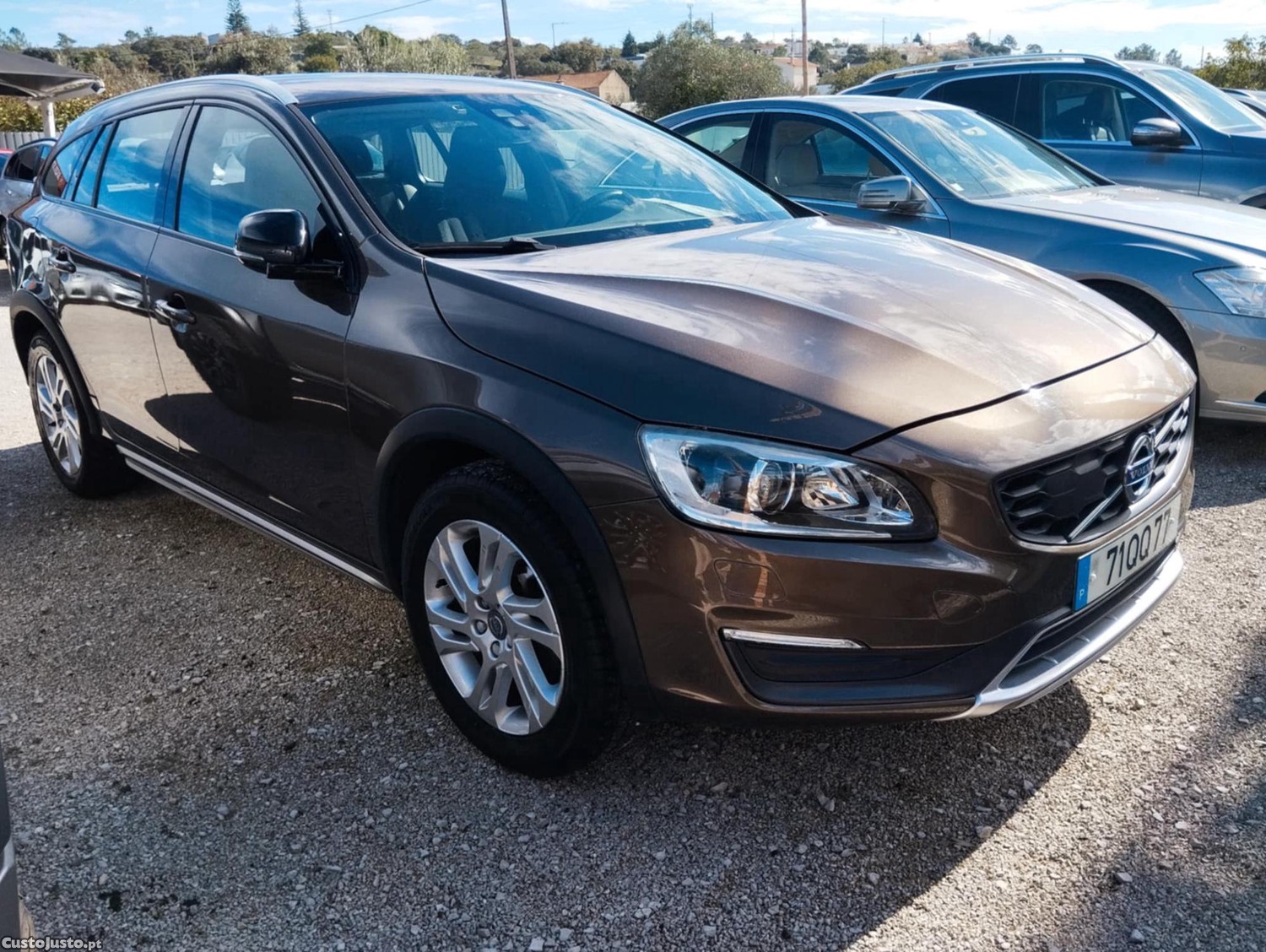 Volvo V60 Cross Country - 15 — photo 3