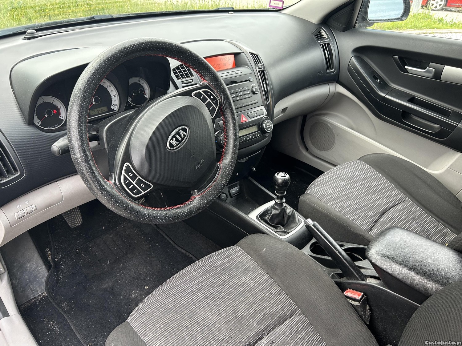 Kia Ceed S 1.6 CRDI — fotografia 3