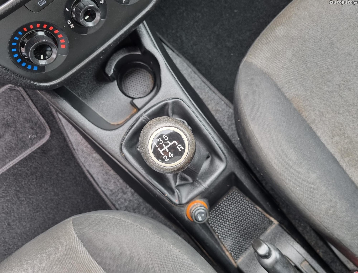 Fiat Punto 1.2 Easy S&S — fotografia 4