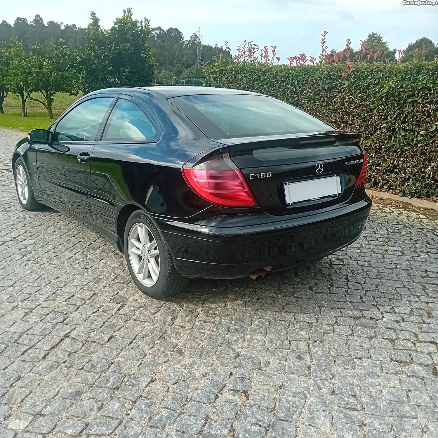 Mercedes-Benz C 180 Sport coupé gasolina Nacional — fotografia 10