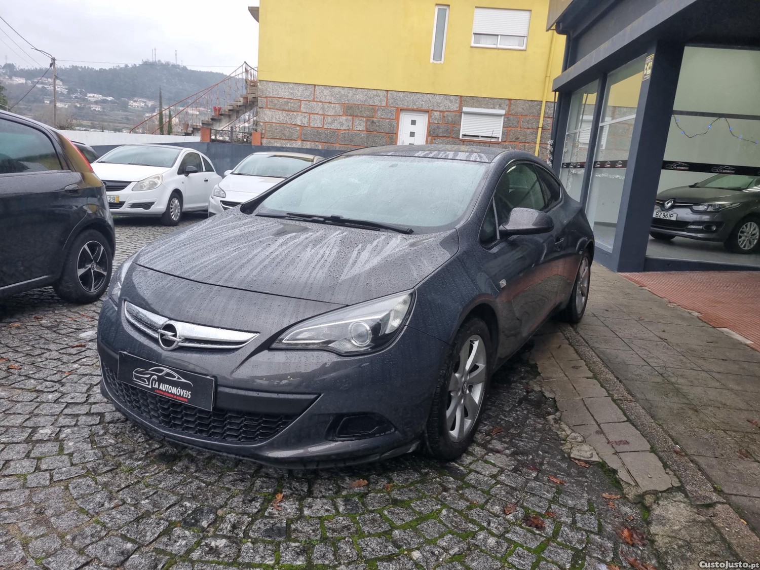Opel Astra GTC 1.7 CDTI 130CV — fotografia 6