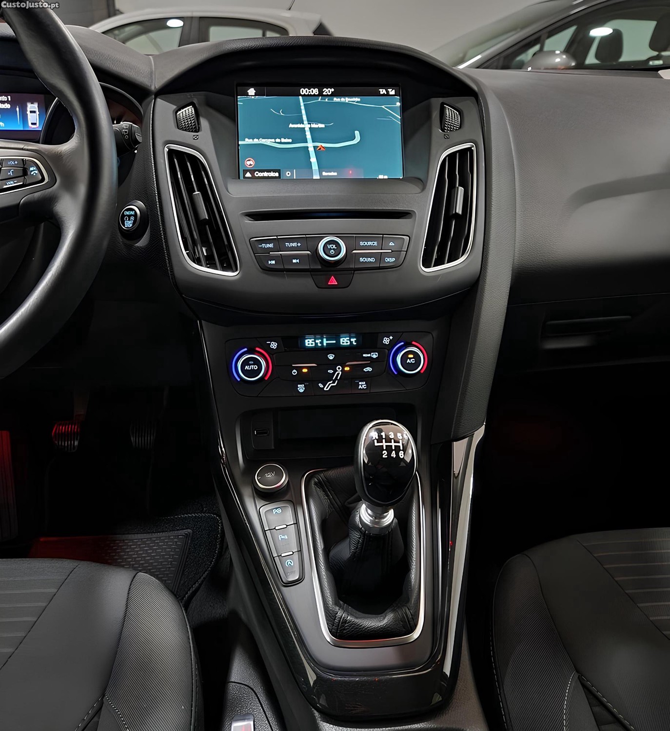Ford Focus SW 1.5TDCi Titanium 120cv — fotografia 5