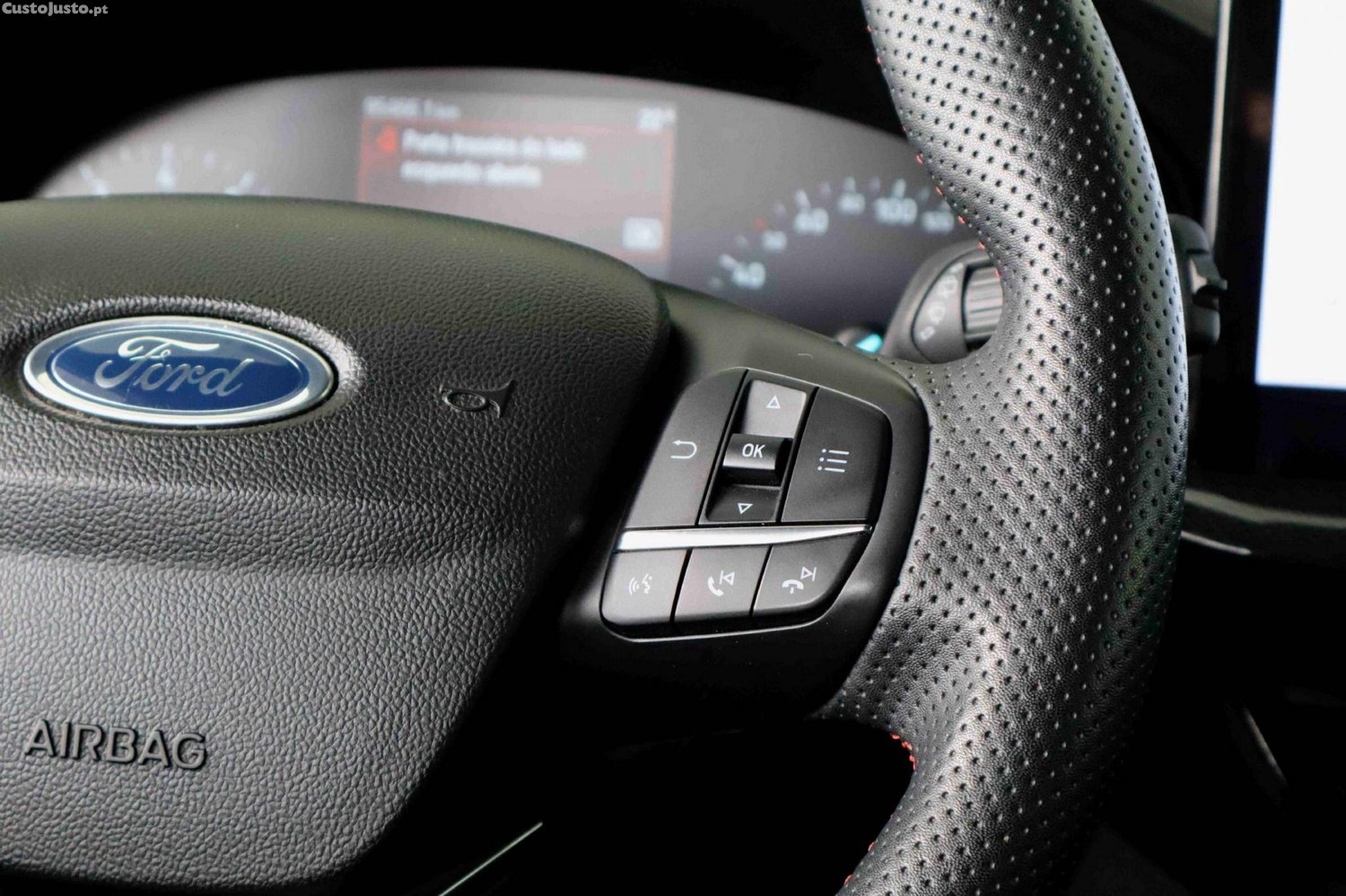 Ford Focus SW 1.0 EcoBoost MHEV ST-Line — fotografia 13