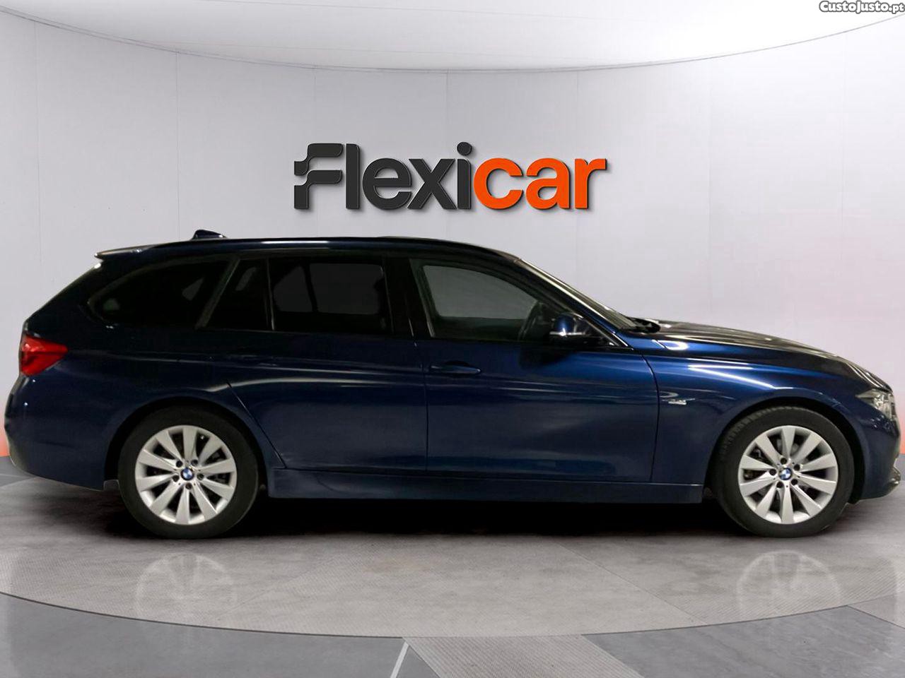 BMW 318 d Line Sport Auto Touring — fotografia 20