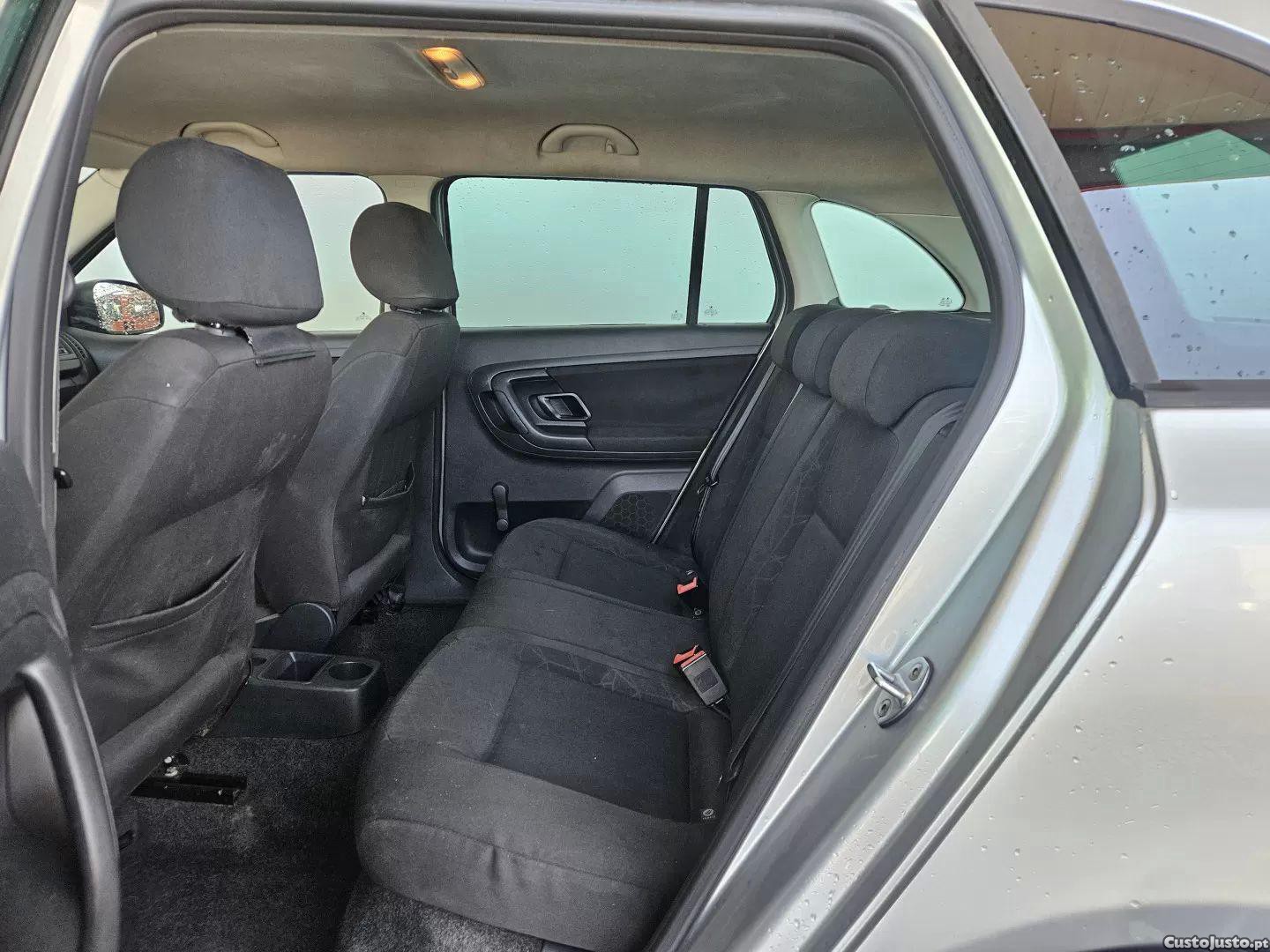 Skoda Fabia 1.2 tdi family — fotografia 5