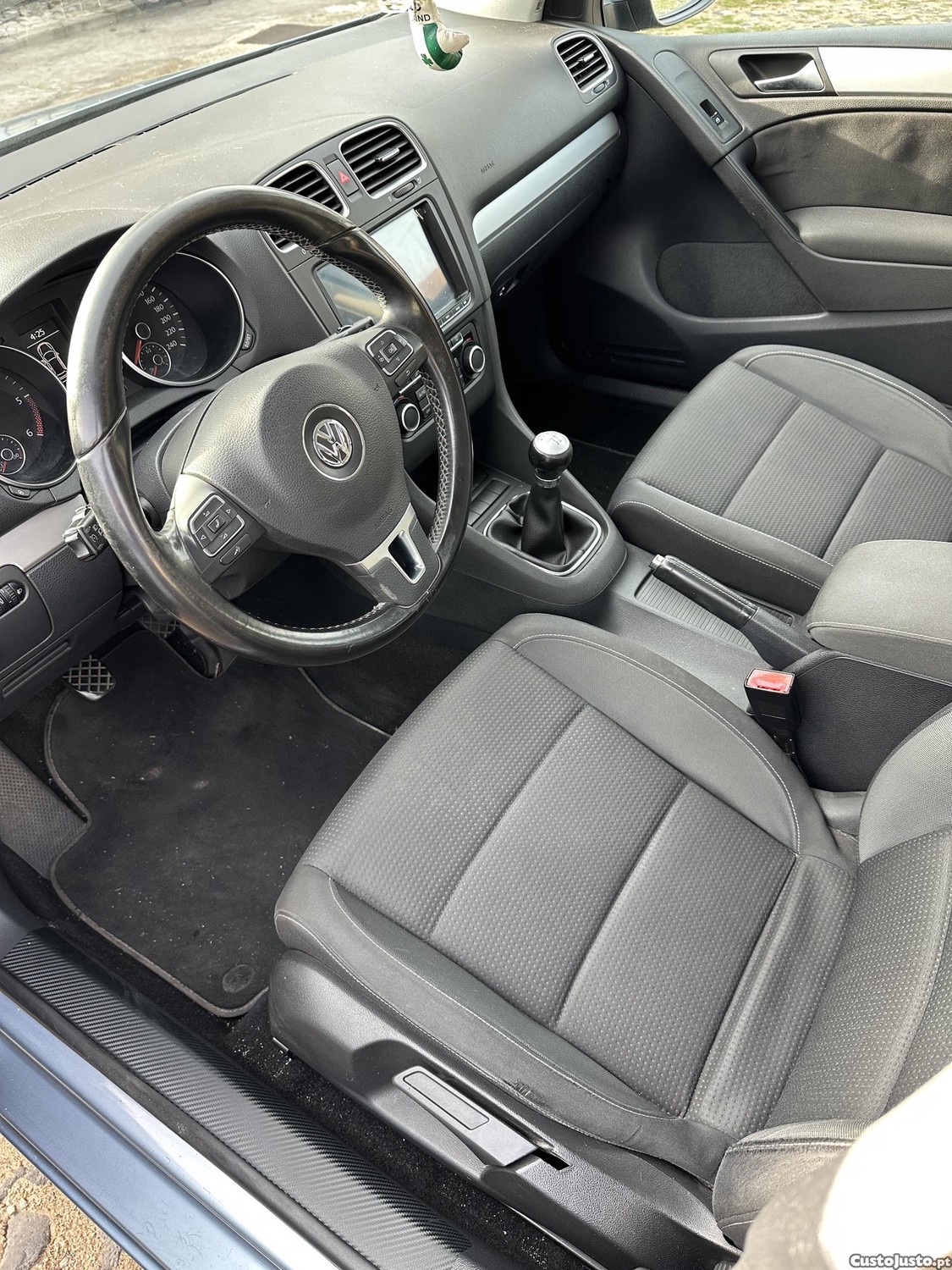 Volkswagen Golf 1.6 tdi — fotografia 3
