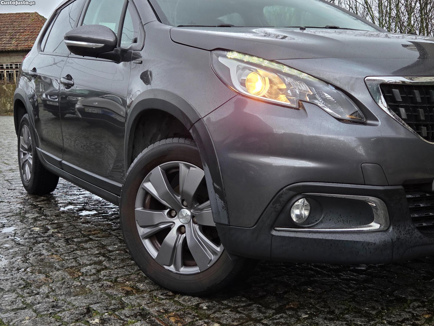 Peugeot 2008 1.2 PureTech Signature — fotografia 6