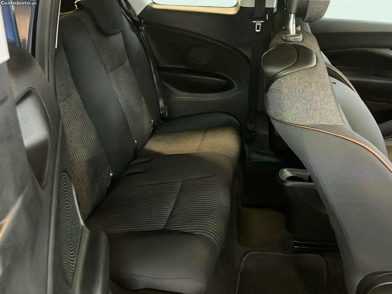Fiat 500 e Icon Plus 42 KWh — fotografia 5
