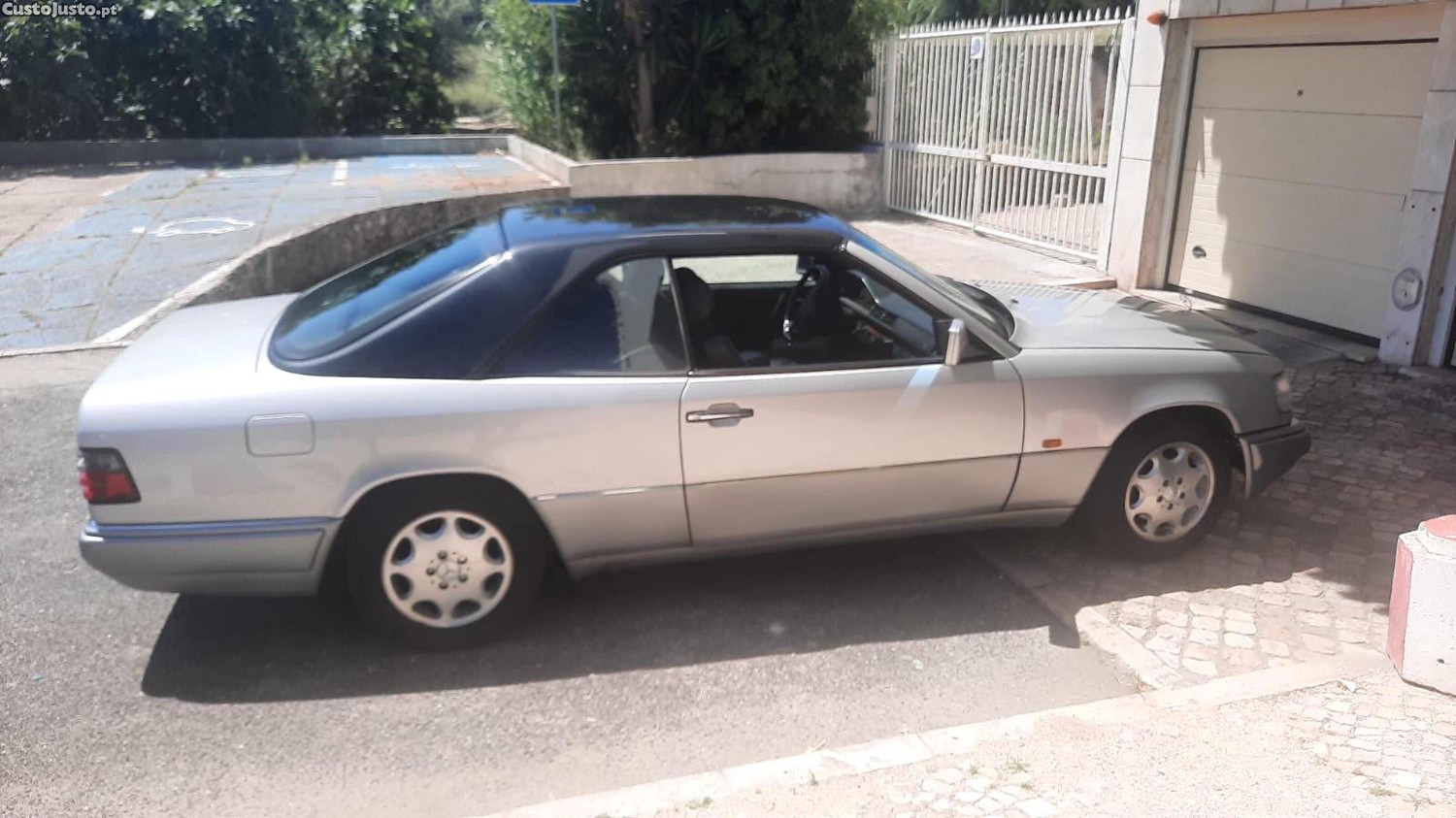Mercedes-Benz E 220 Cabriolet, A124/W124,150 cv, 1997,c/ hardtop e windshield — fotografia 6