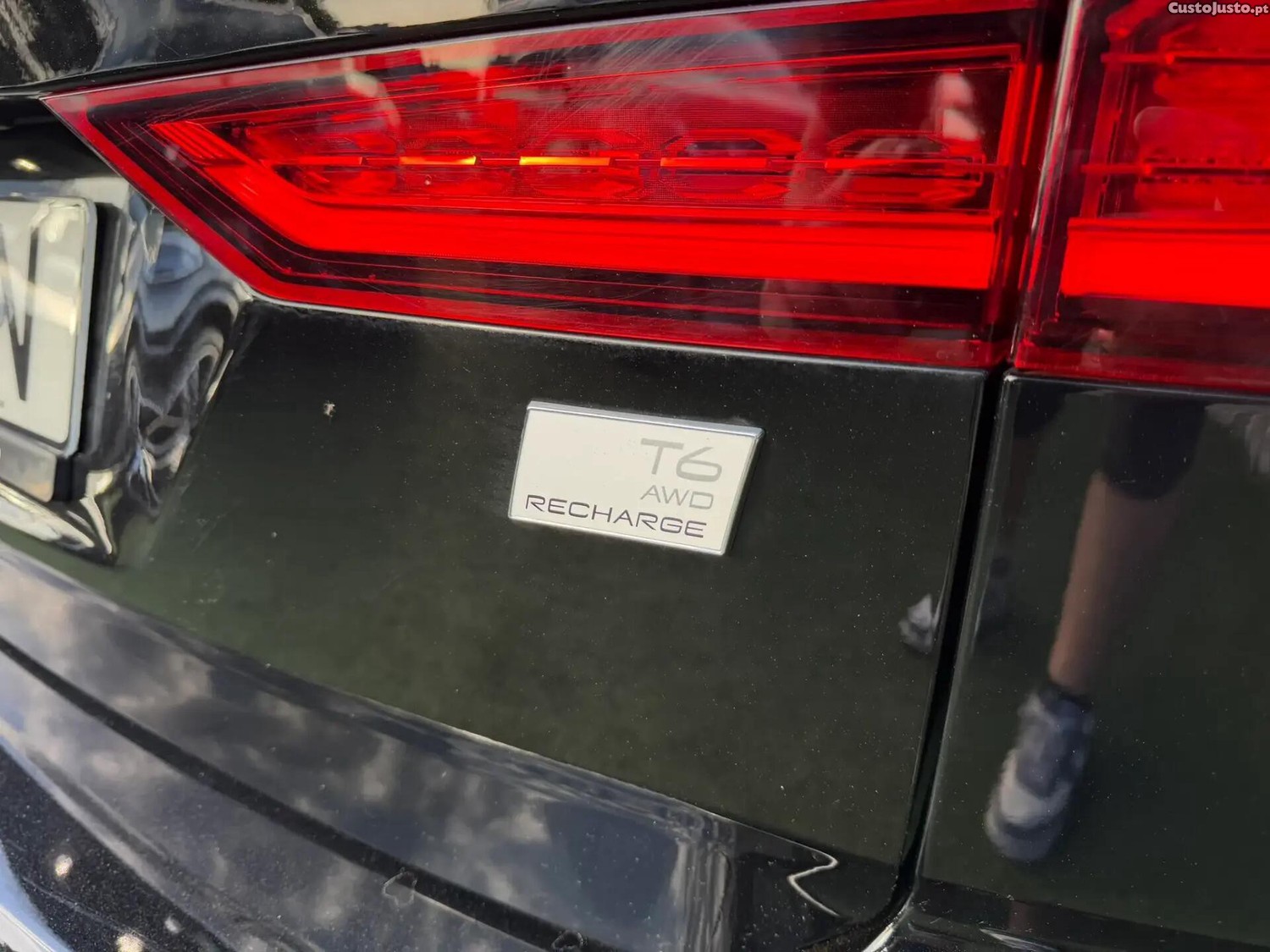 Volvo V60 2.0 T6 AWD TE Essential — fotografia 27