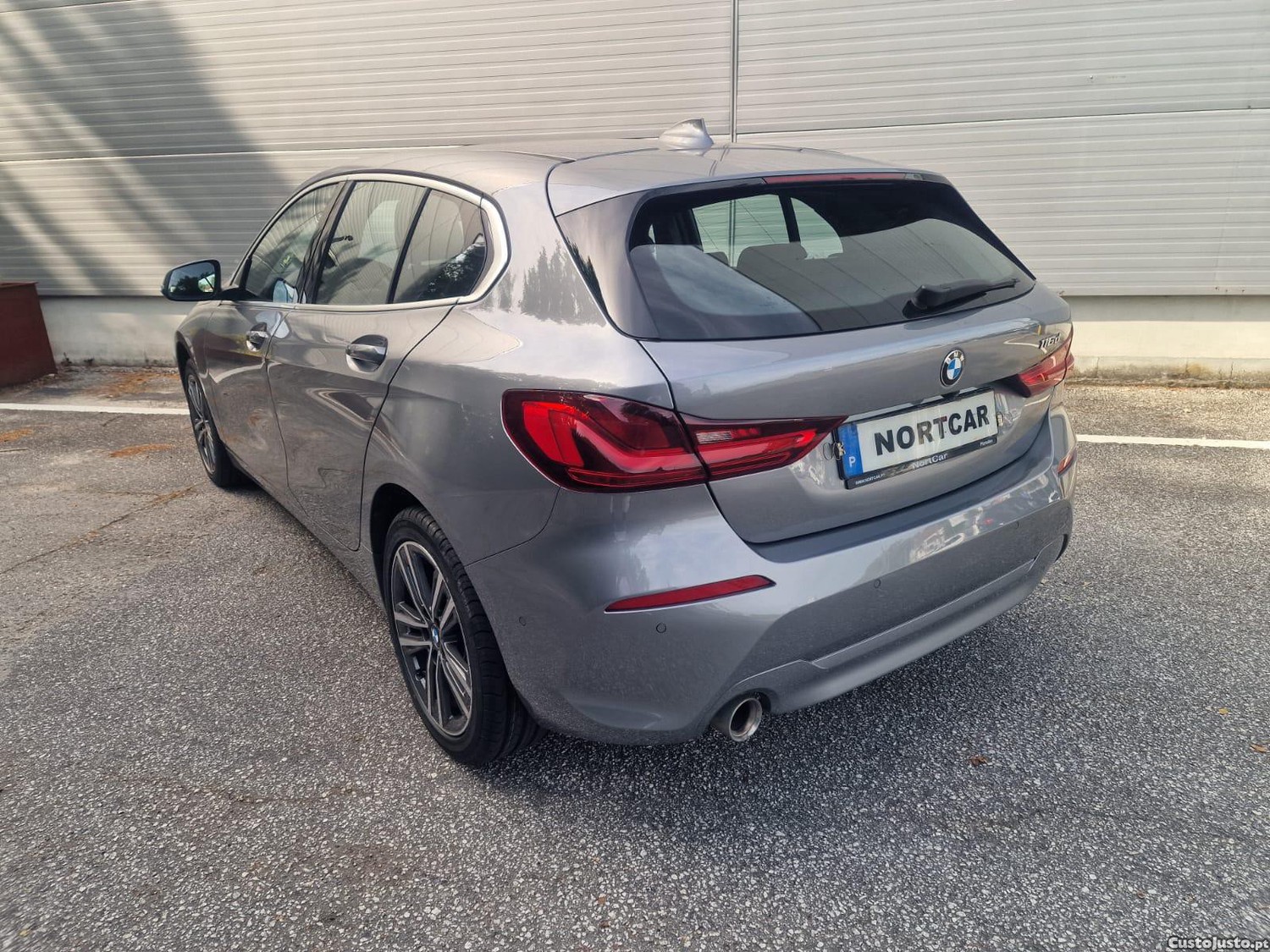 BMW 116 Corporate Edition Auto — fotografia 10