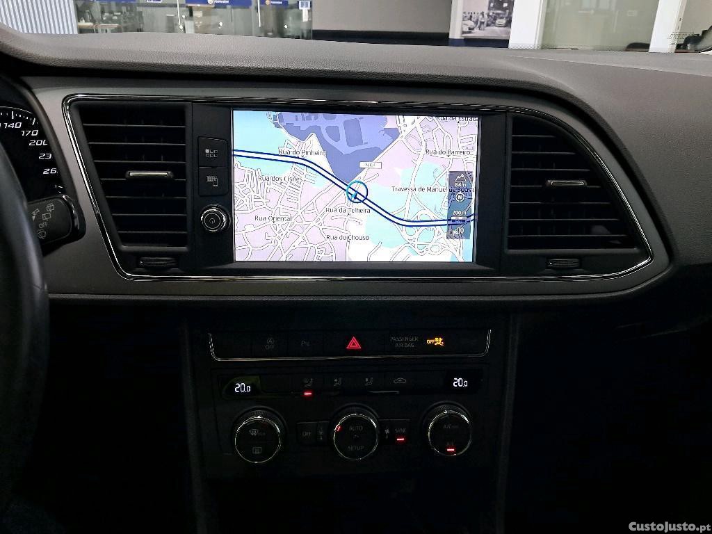 SEAT Leon ST 1.6 TDI Style 115cv — fotografia 16