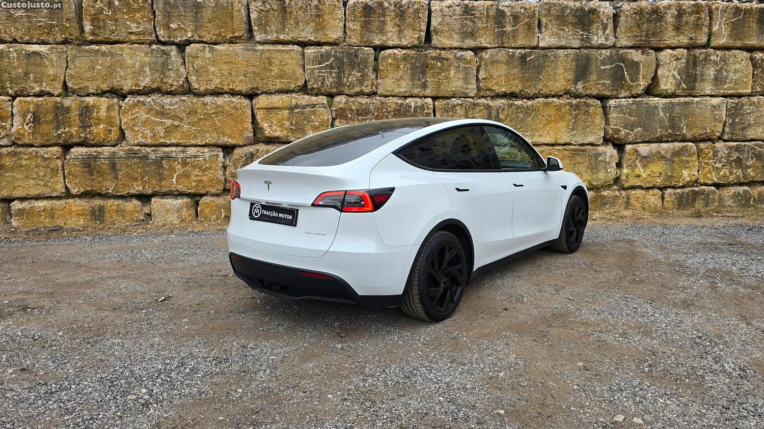Tesla Model Y Long Range Tração Integral — fotografia 29