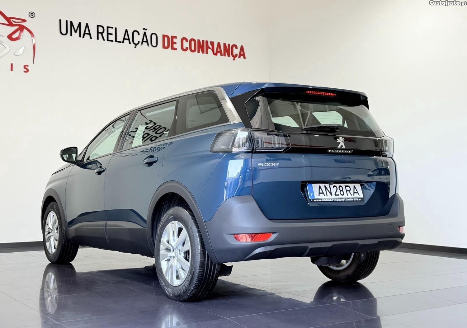 Peugeot 5008 1.5 BLUEHDI ACTIVE PACK EAT8 130 CV - NACIONAL - 7 LUGARES — fotografia 24
