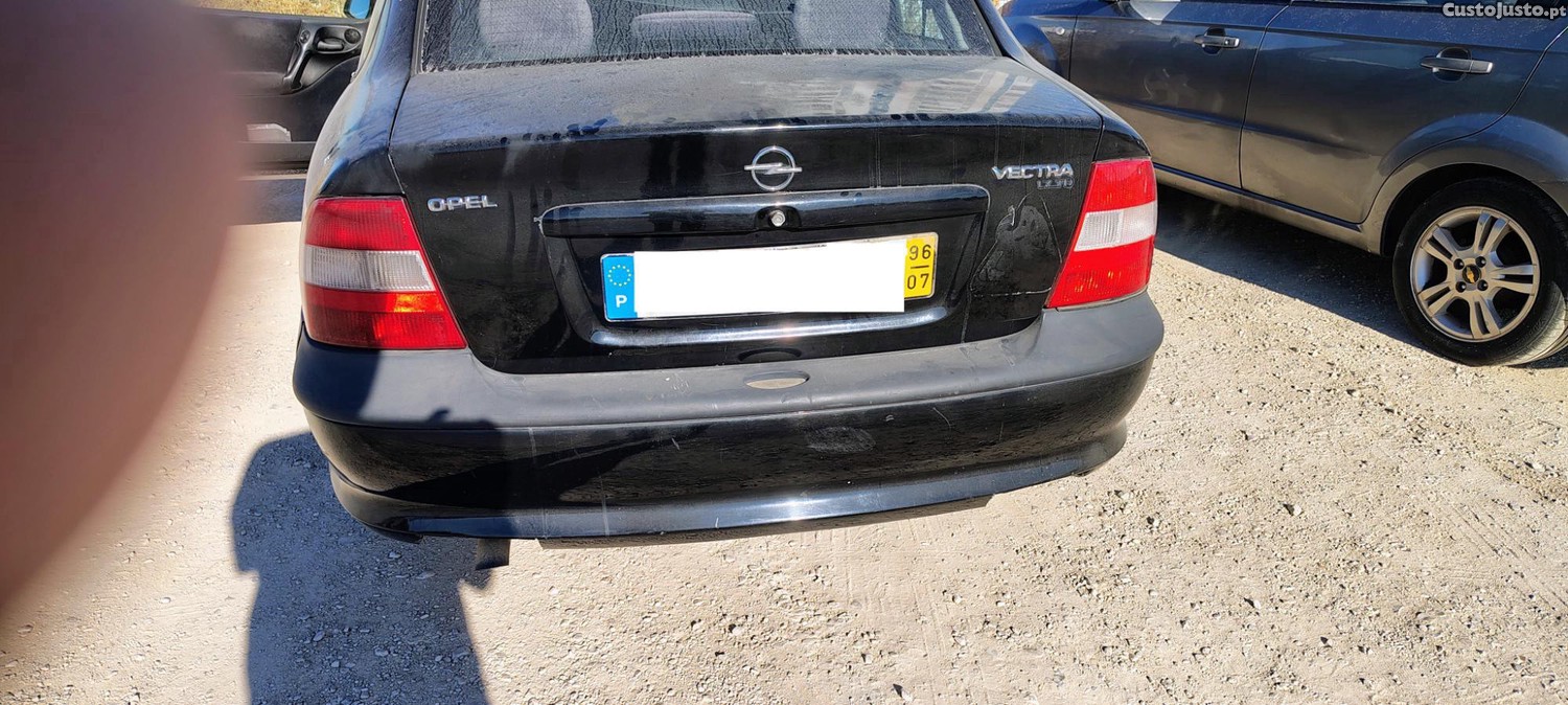 Opel Vectra 1.7TD — fotografia 2
