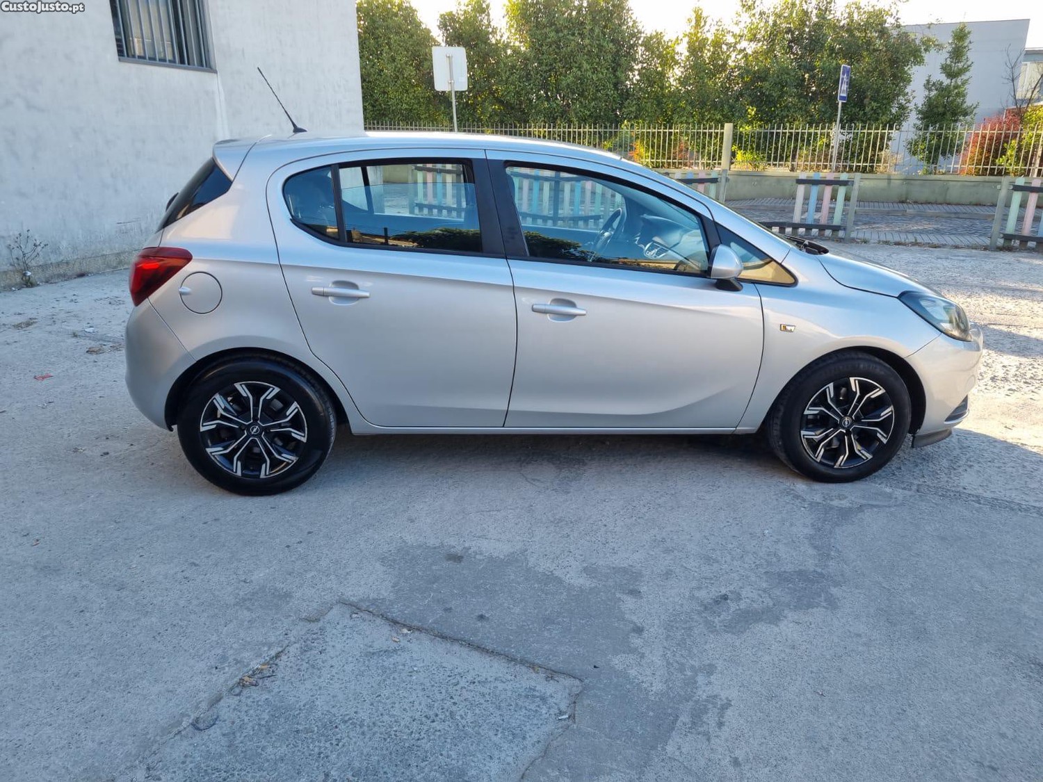 Opel Corsa 1.3 CDTI 95CVnacional — fotografia 15