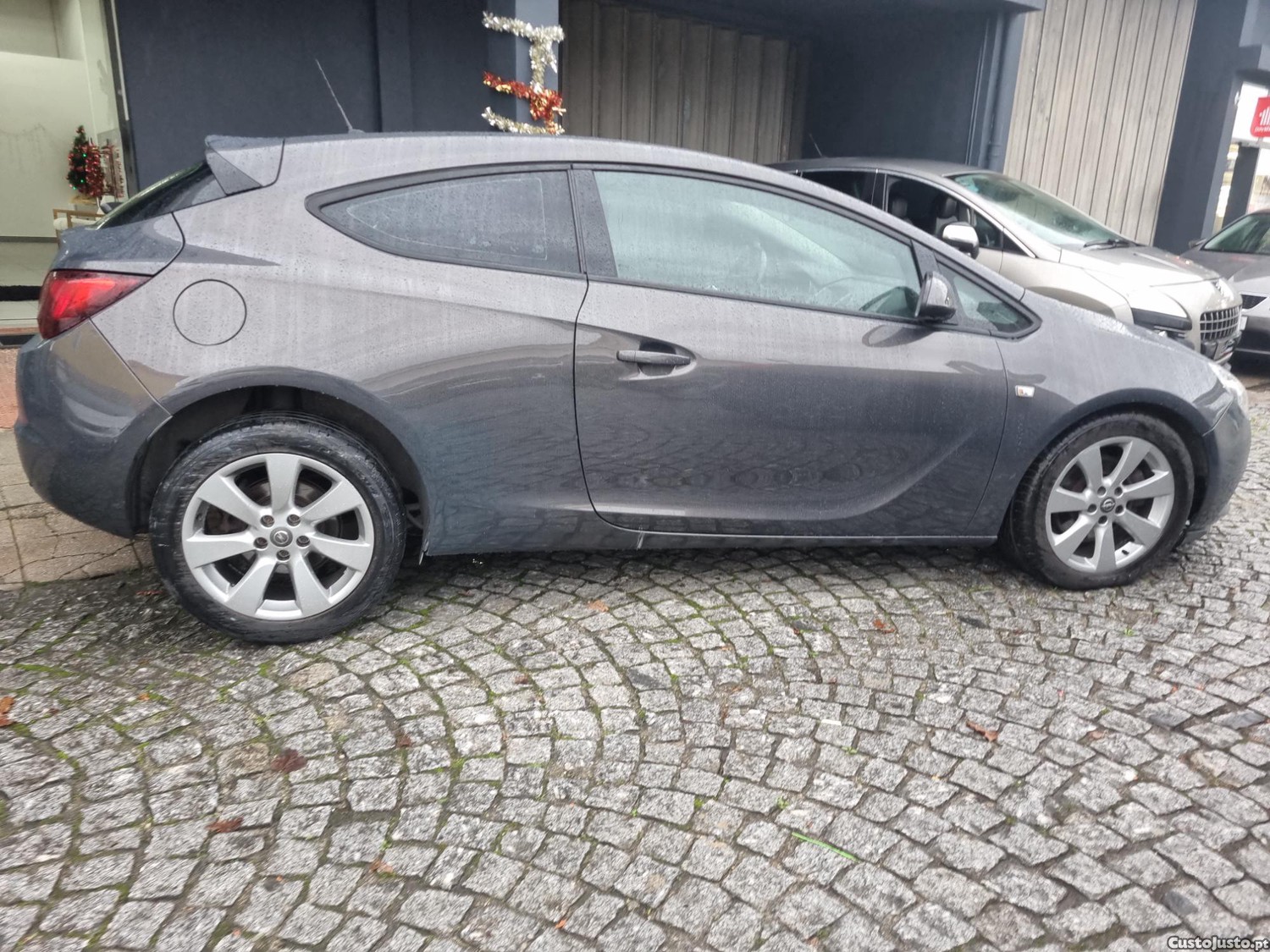 Opel Astra GTC 1.7 CDTI 130CV — fotografia 5