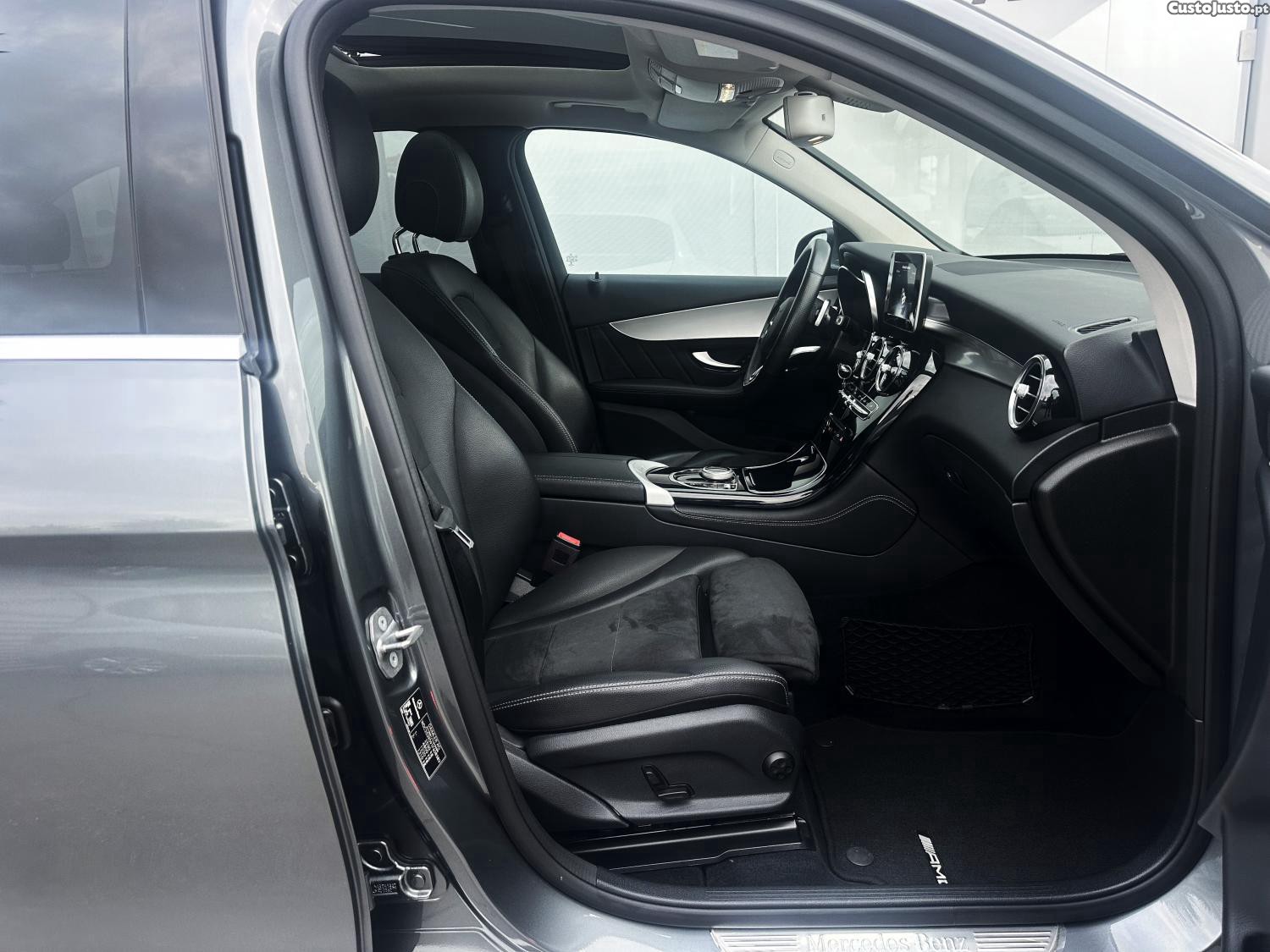 Mercedes-Benz GLC 250 d AMG Line 4-Matic — fotografia 8