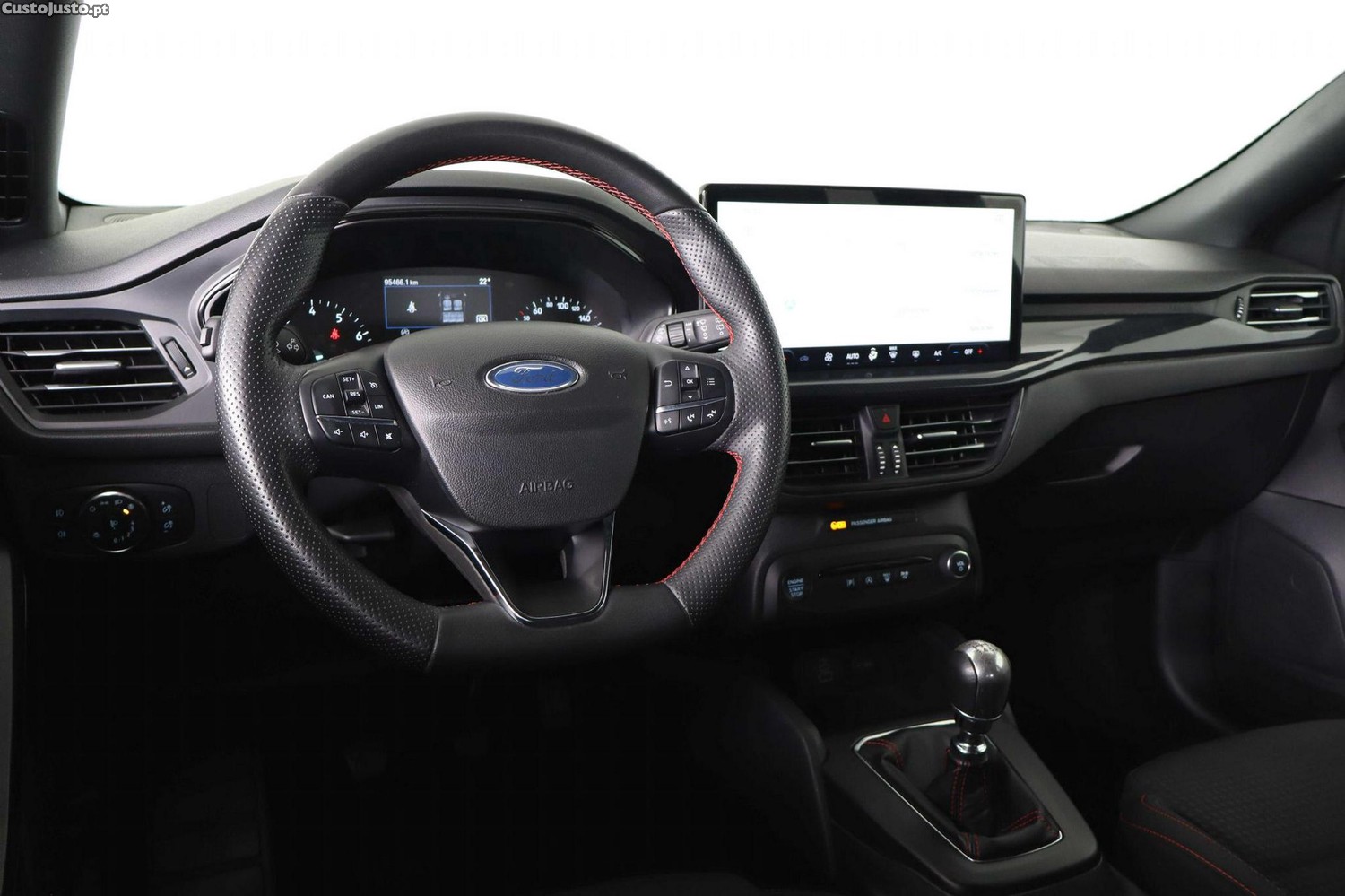 Ford Focus SW 1.0 EcoBoost MHEV ST-Line — fotografia 10