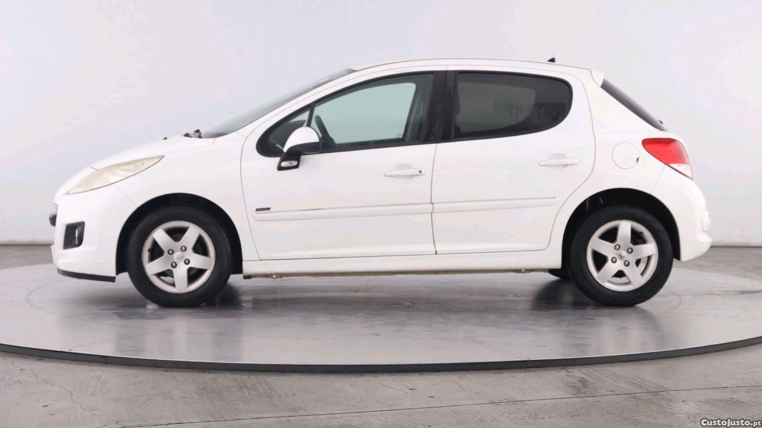 Peugeot 207 1.4 HDI Sportium 2012 Nacional — fotografia 9