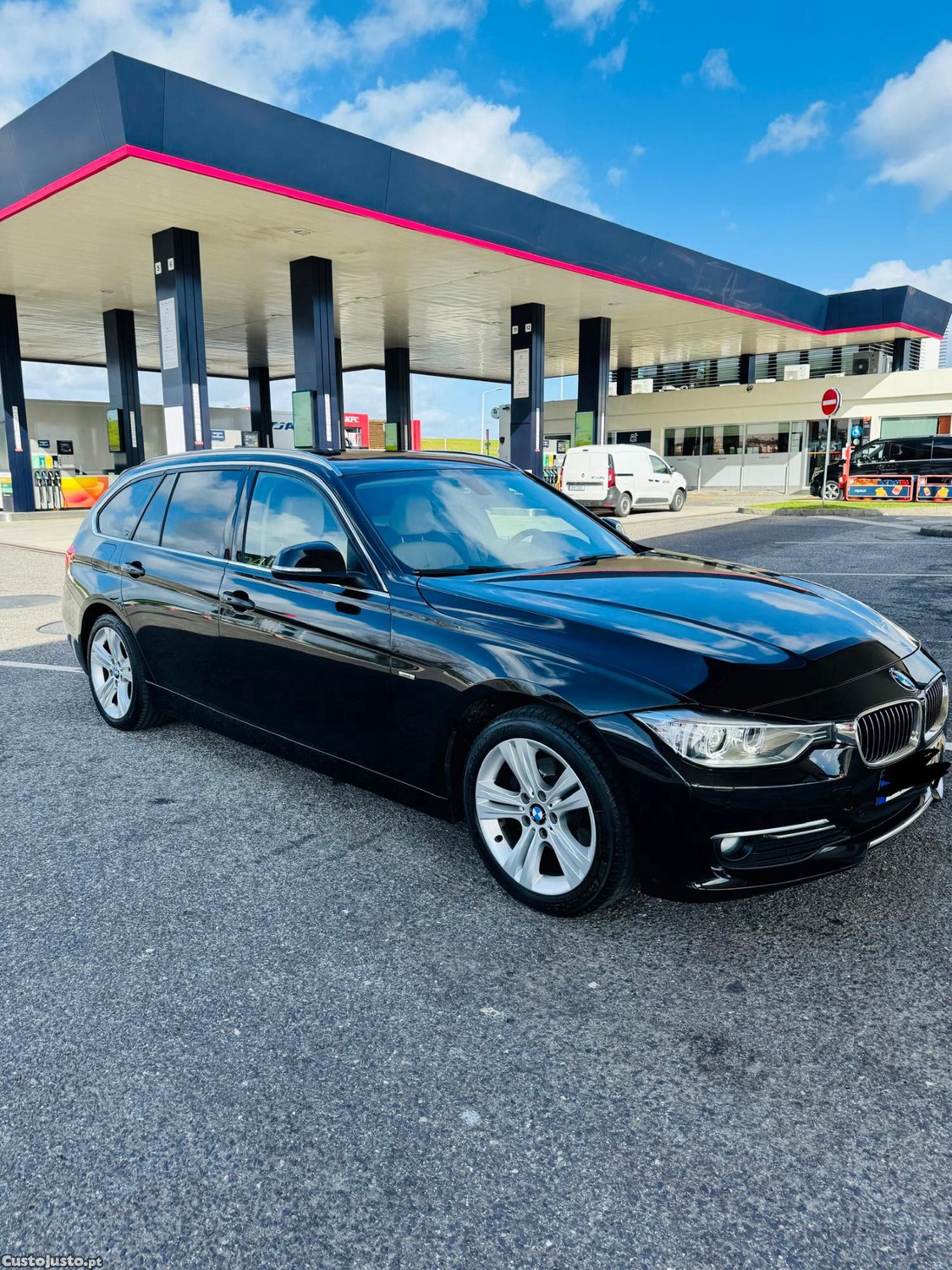 BMW 318 Luxury — fotografia 4