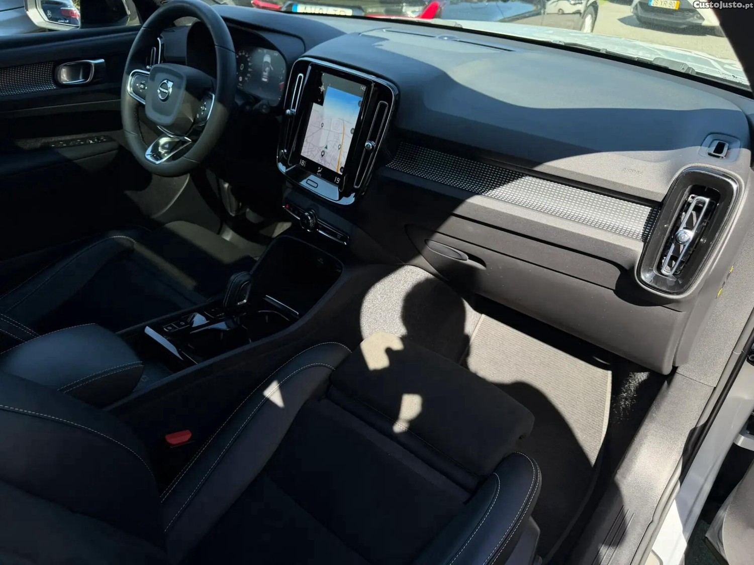 Volvo XC 40 1.5 T4 PHEV R-Design — fotografia 11