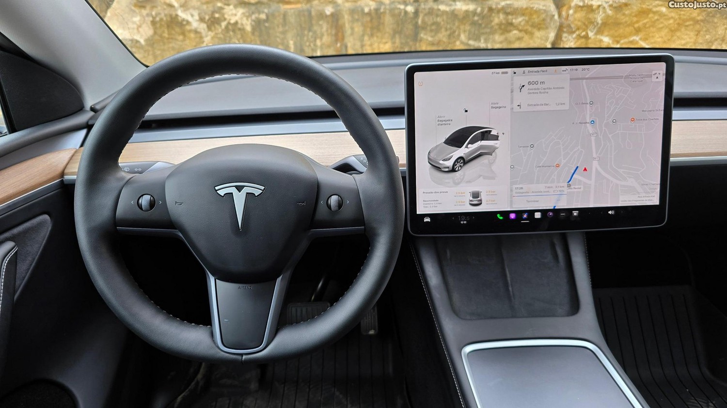 Tesla Model Y Long Range Tração Integral — fotografia 19