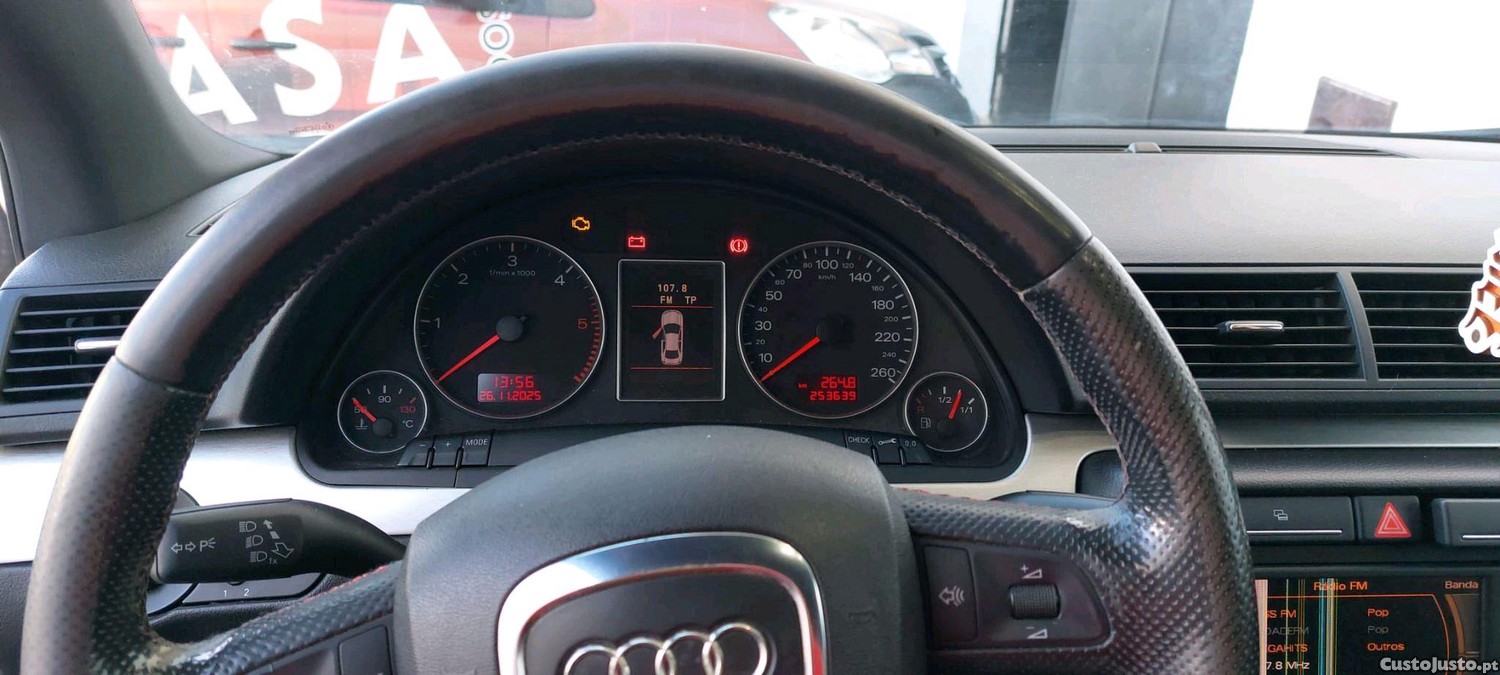 Audi A4 S-line 170 cavalos — fotografia 4