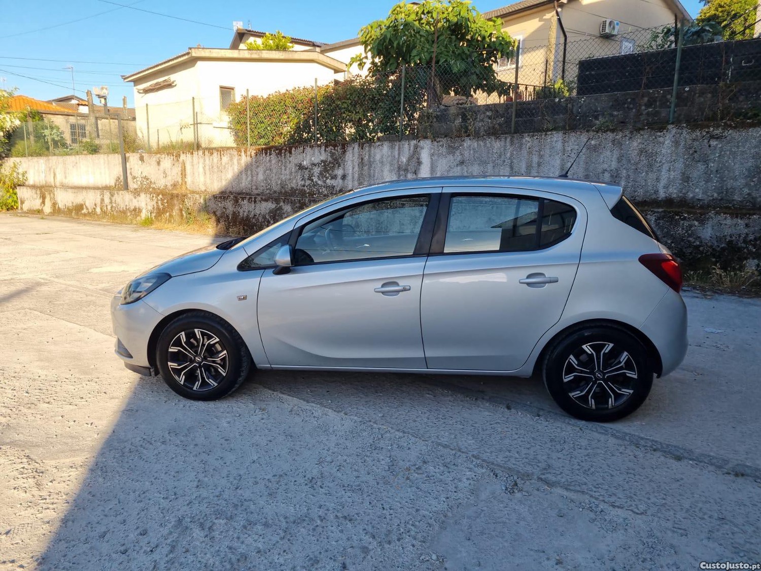 Opel Corsa 1.3 CDTI 95CVnacional — fotografia 16