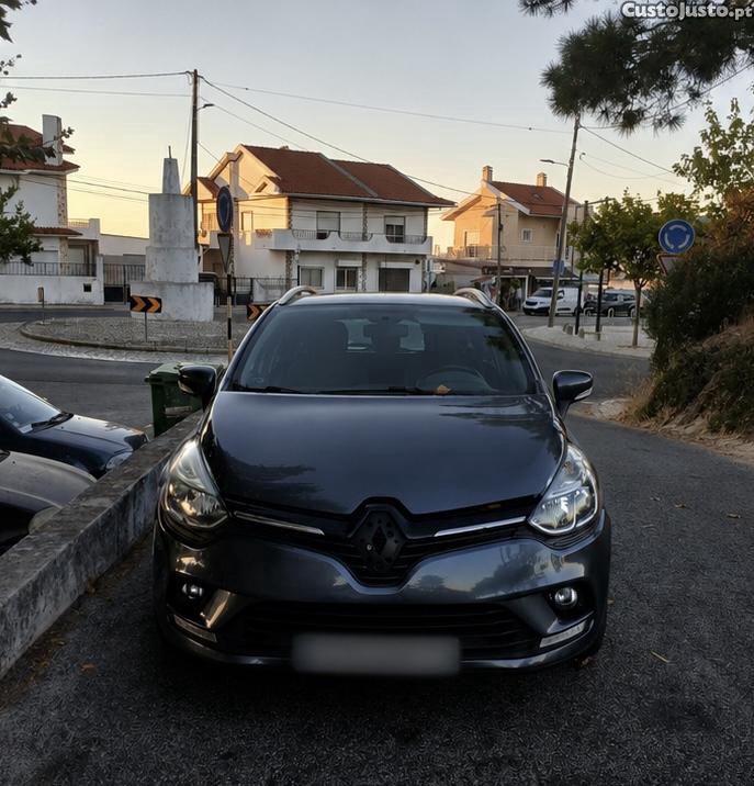 Renault Clio Sport Tourer 1.5 dCi — fotografia 3