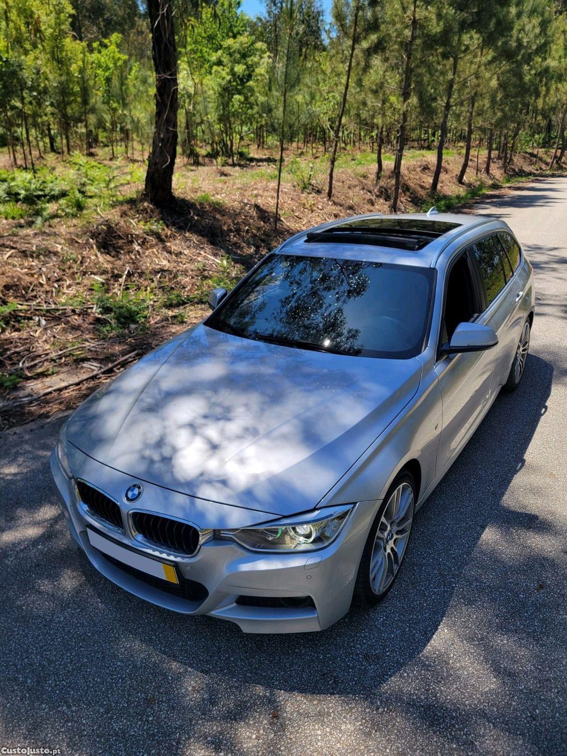 BMW 320 Pack M Tecto Panorâmico Alcântara — fotografia 10