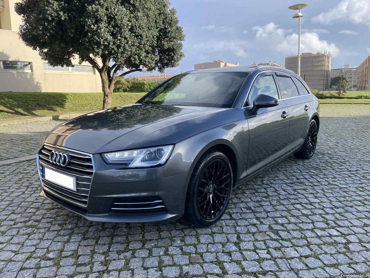 Audi A4 Avant 2.0 TDi S.Line - 17 foto 3