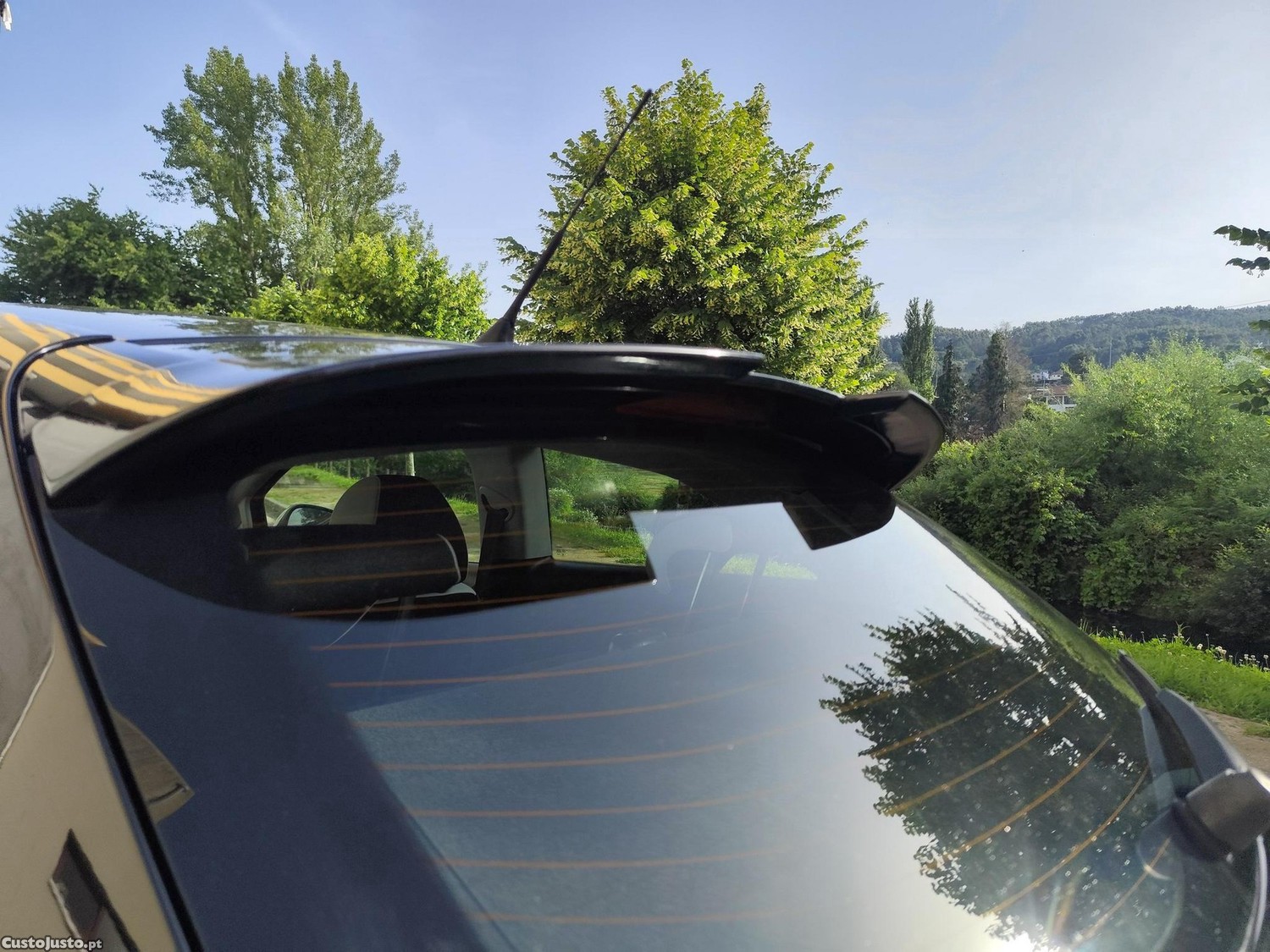 SEAT Ibiza 1.6 TDI FR — fotografia 3