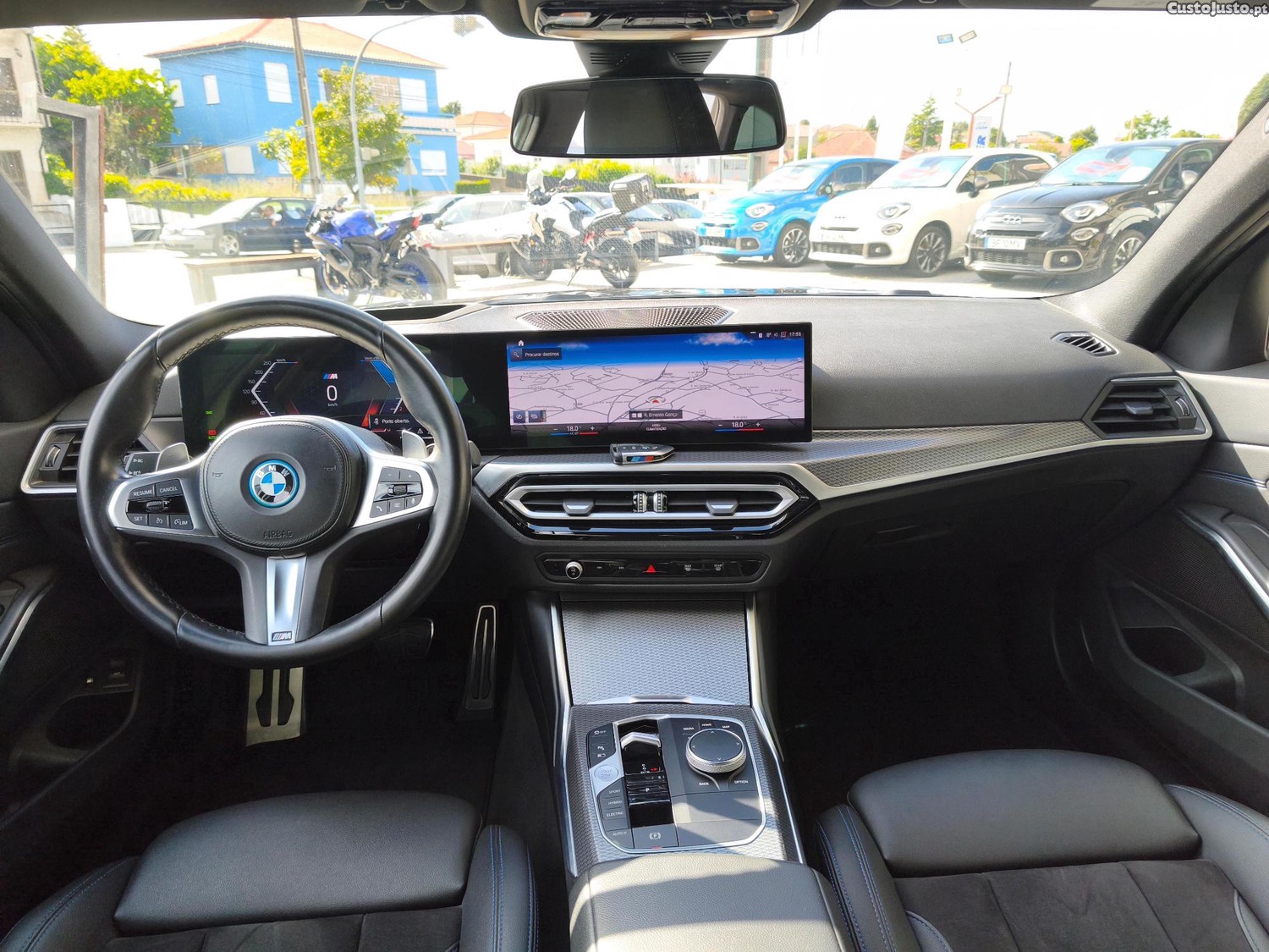 BMW 320 e Touring Pack M PHEV Nacional — fotografia 15