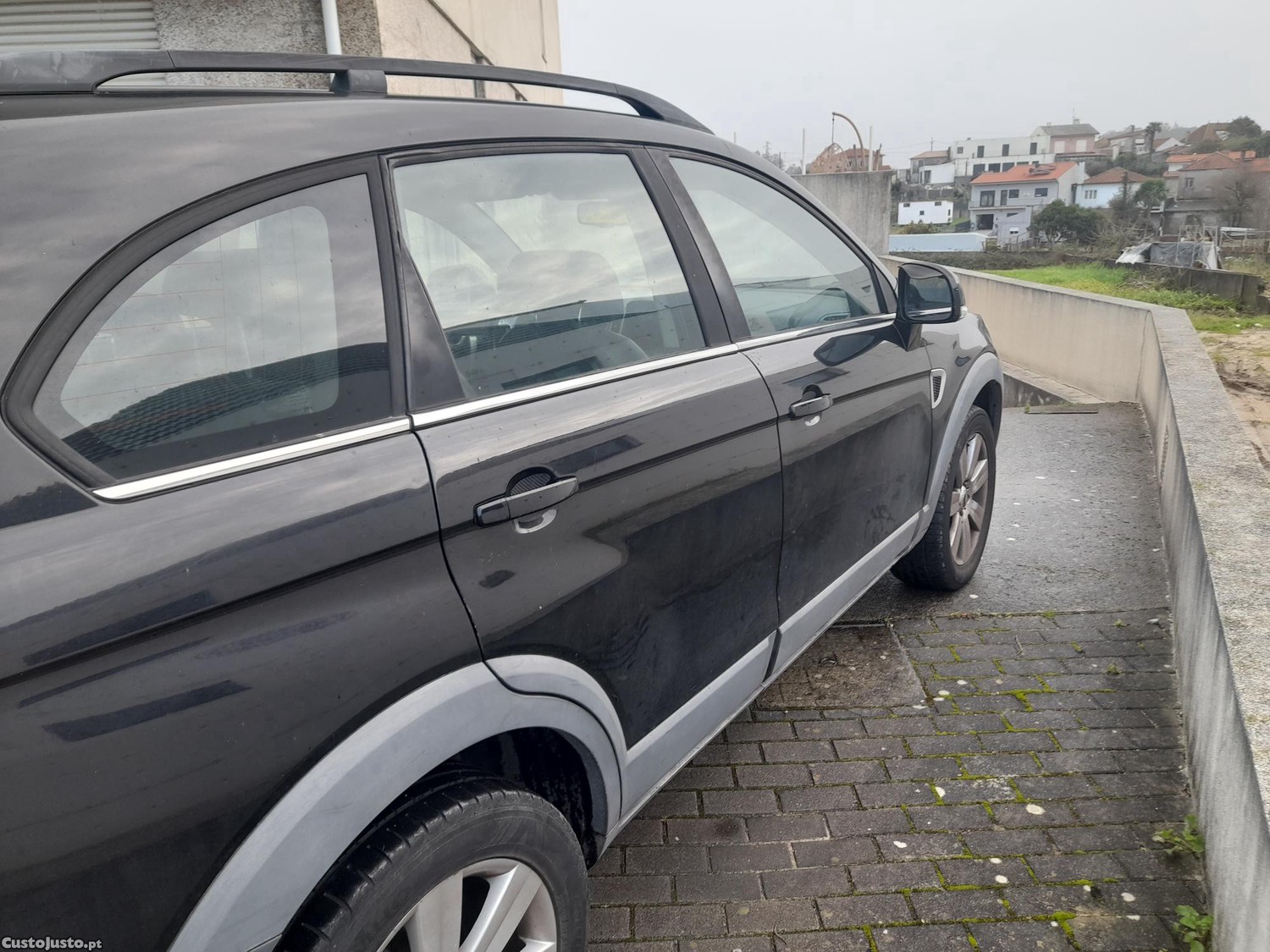 Chevrolet Captiva LT - 06